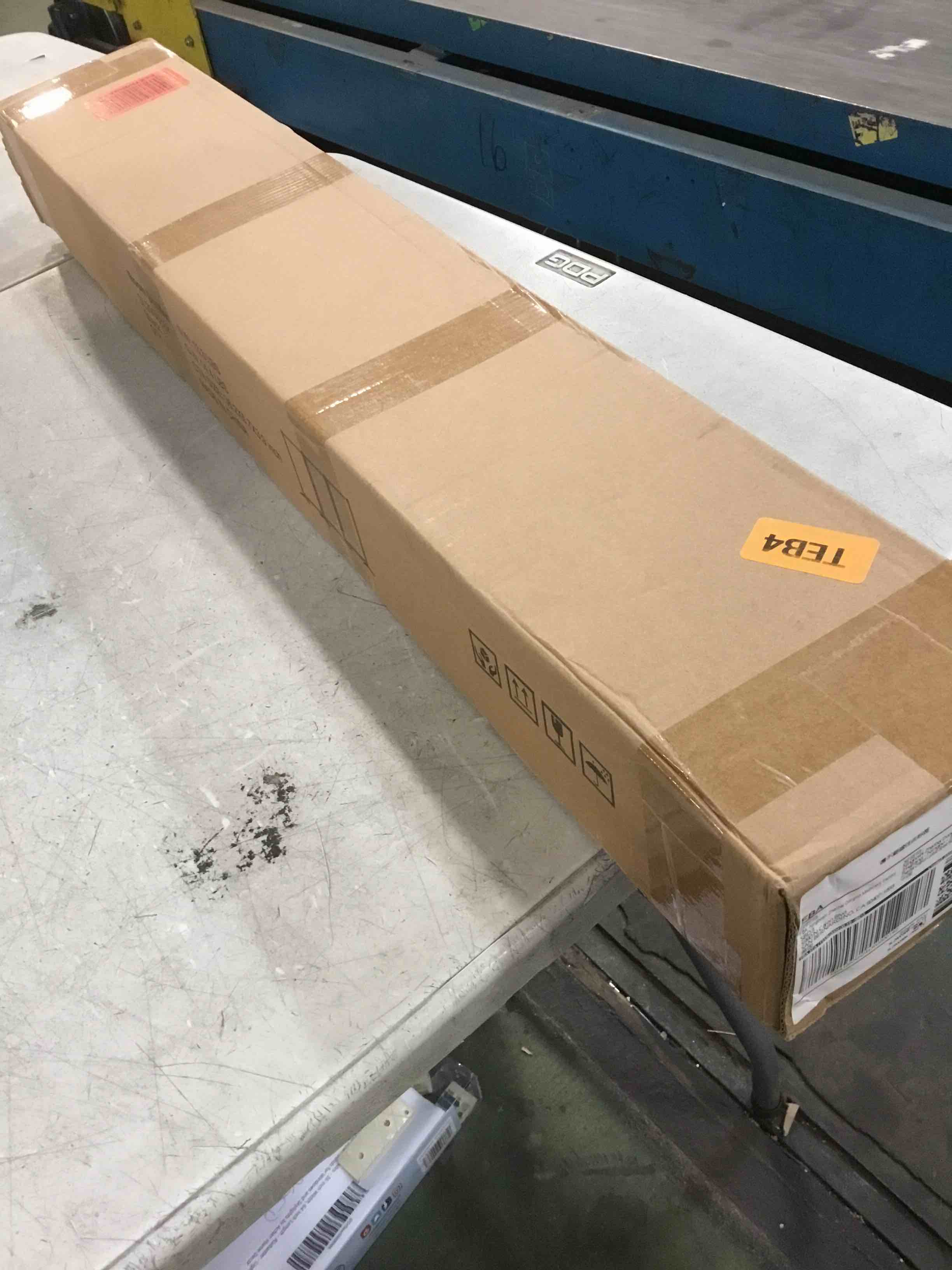 https://s3.amazonaws.com/lotting-images-prod/bidfta/GRA3523646_1749296436849.jpeg