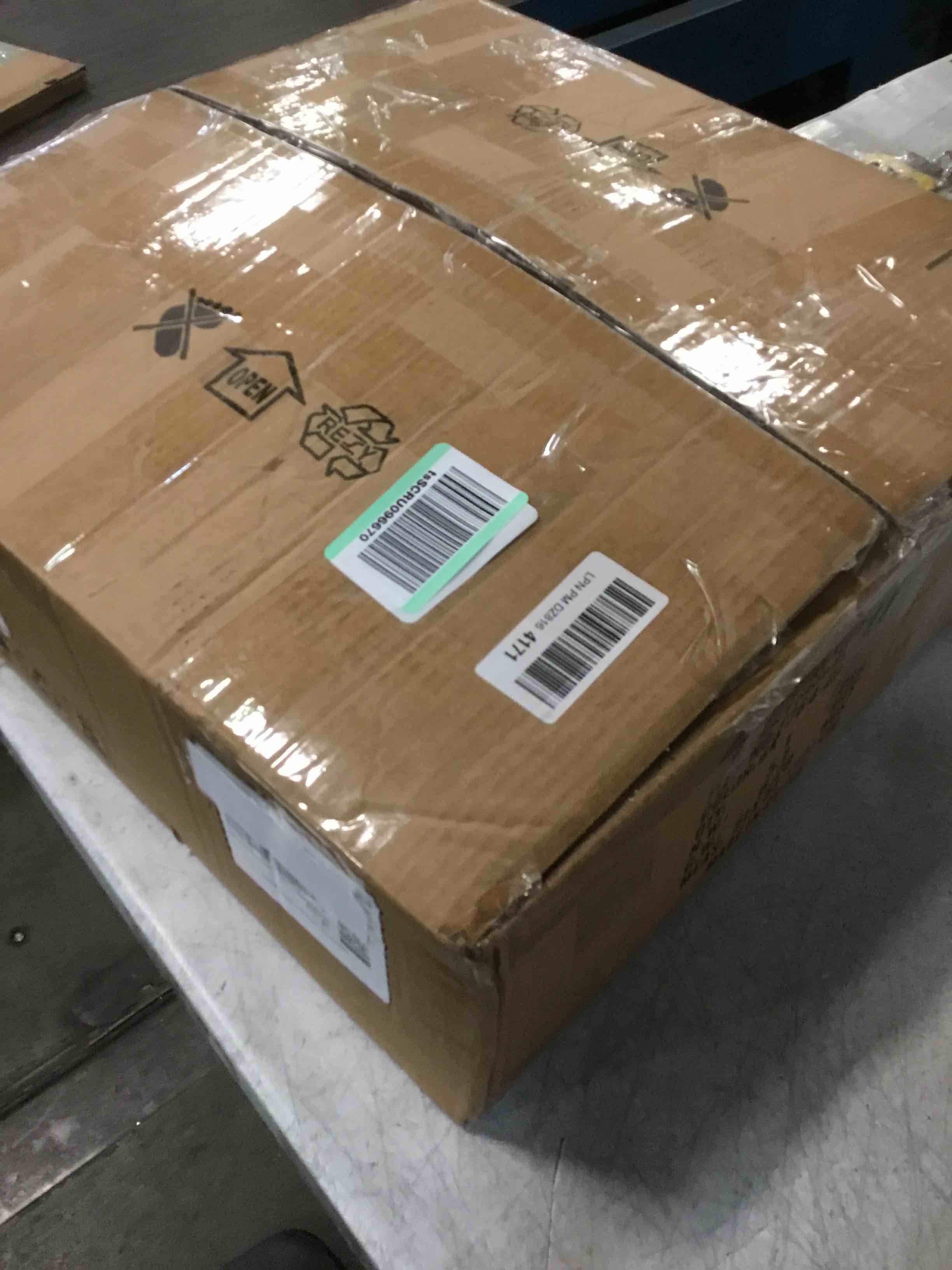 https://s3.amazonaws.com/lotting-images-prod/bidfta/GRA3524768_1749821314366.jpeg
