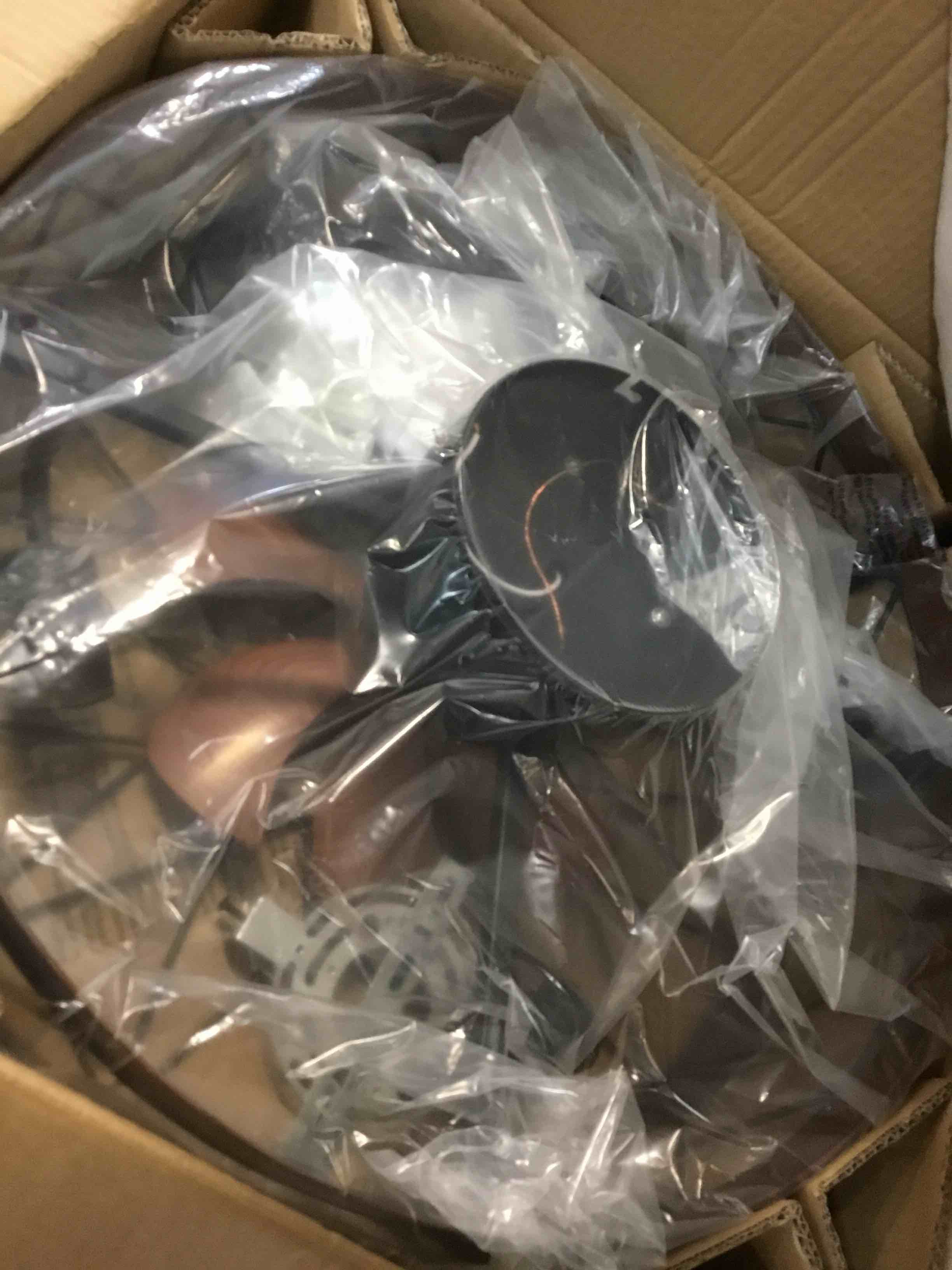 https://s3.amazonaws.com/lotting-images-prod/bidfta/GRA3524768_1749821330715.jpeg