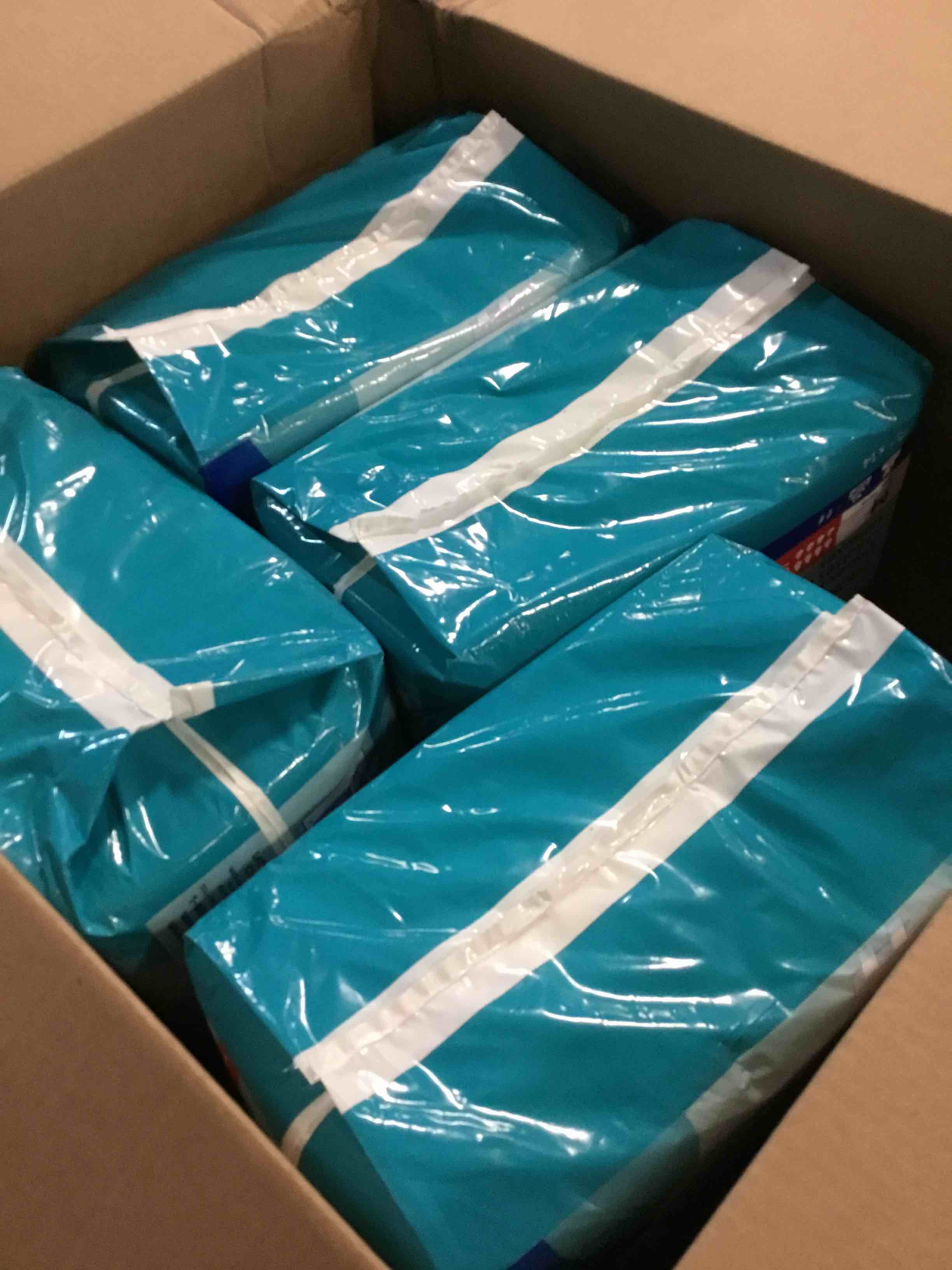https://s3.amazonaws.com/lotting-images-prod/bidfta/GRA3525135_1750075793481.jpeg