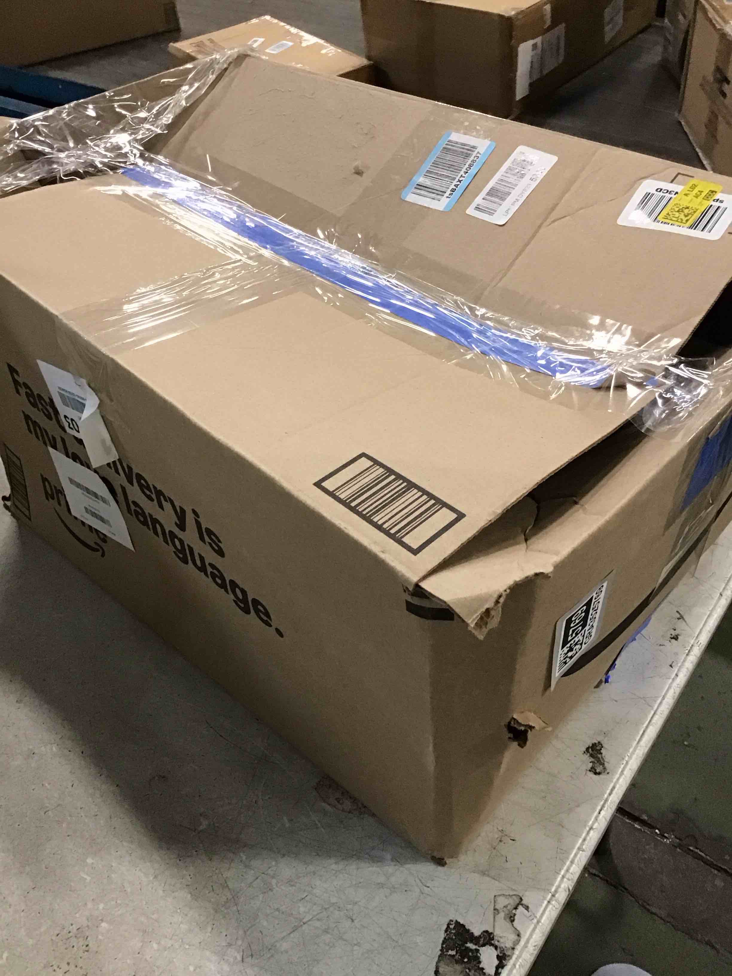 https://s3.amazonaws.com/lotting-images-prod/bidfta/GRA3525769_1750337923278.jpeg