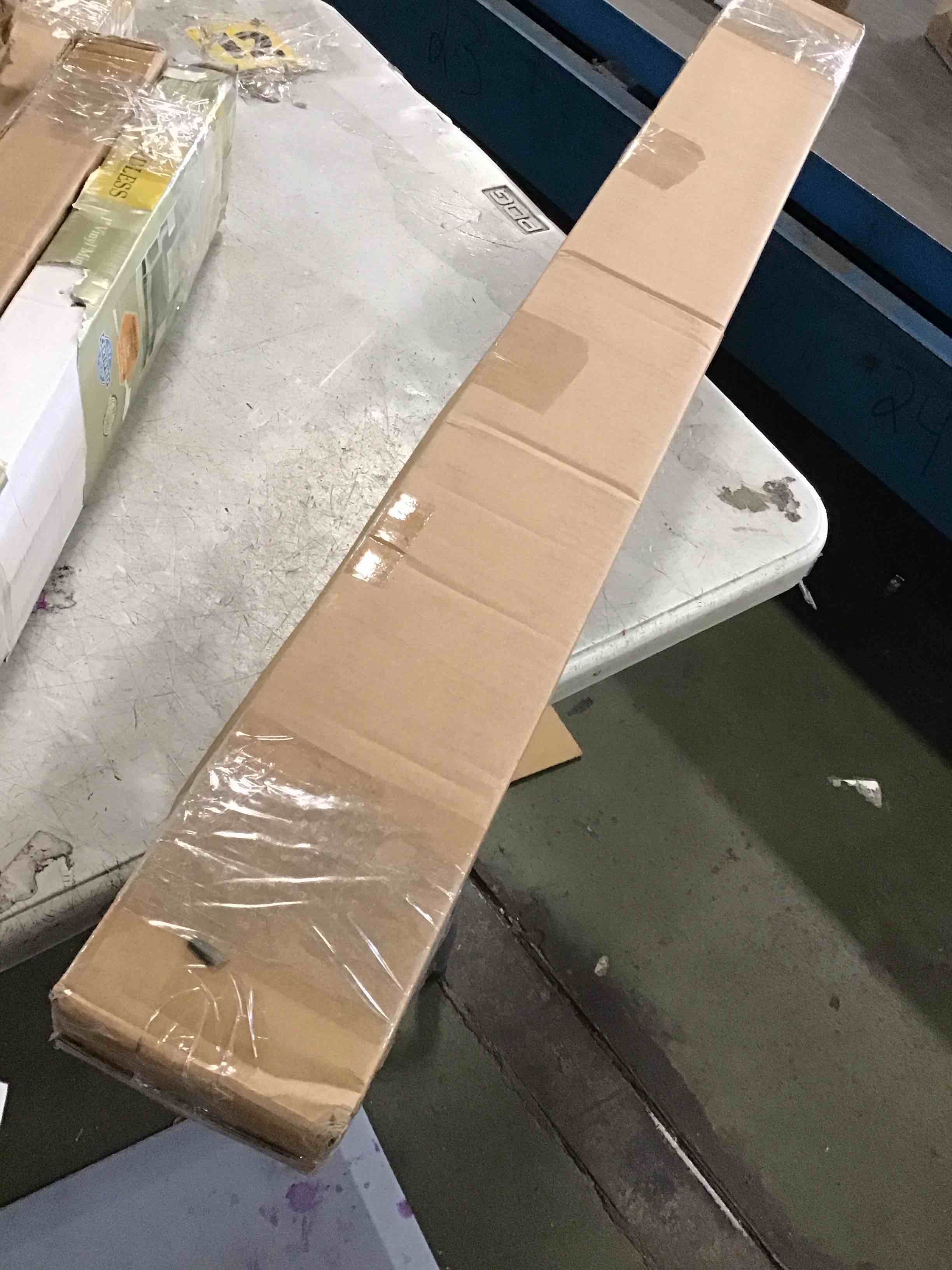 https://s3.amazonaws.com/lotting-images-prod/bidfta/GRA3525909_1750362370911.jpeg