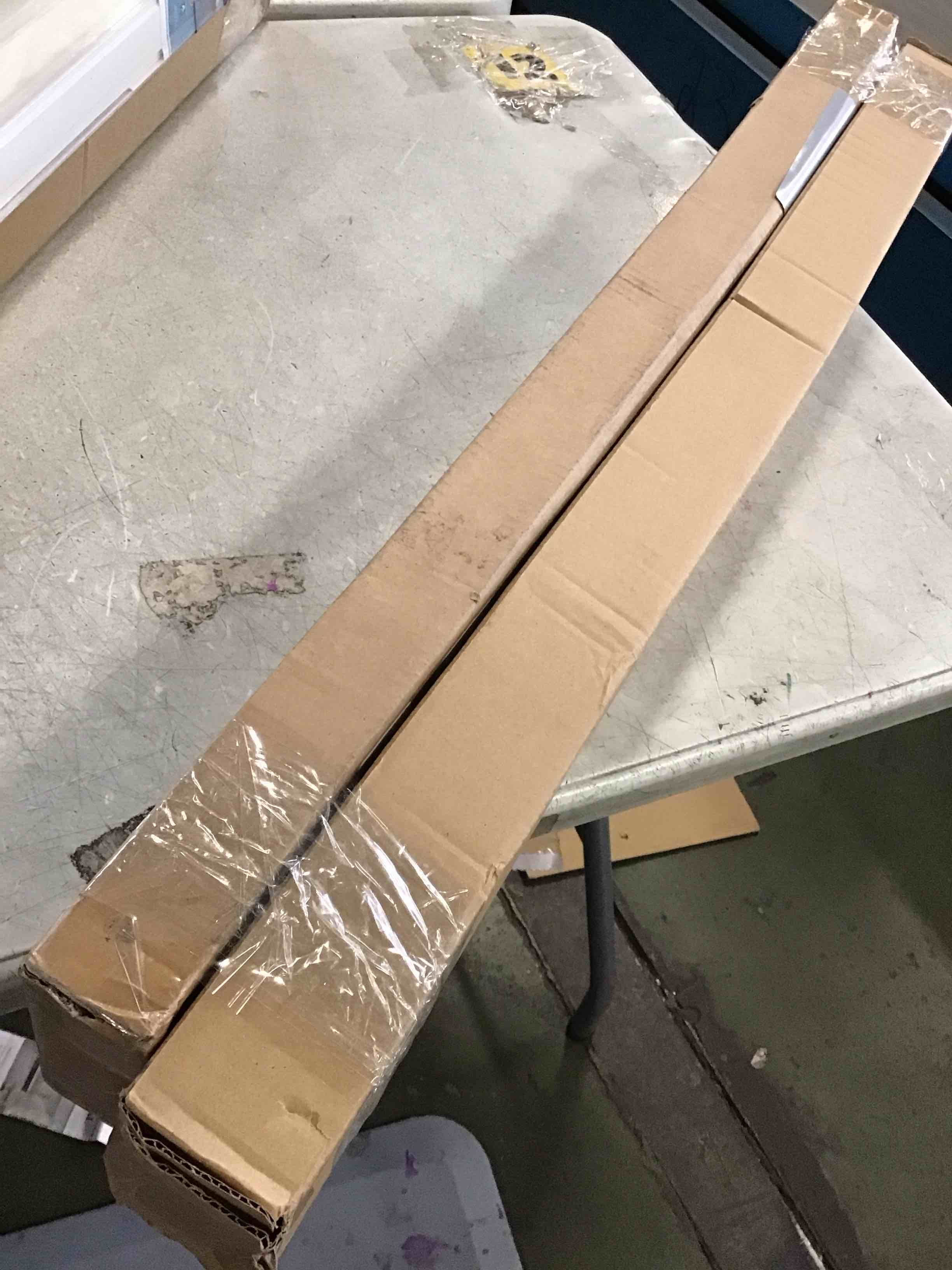 https://s3.amazonaws.com/lotting-images-prod/bidfta/GRA3525913_1750362438945.jpeg