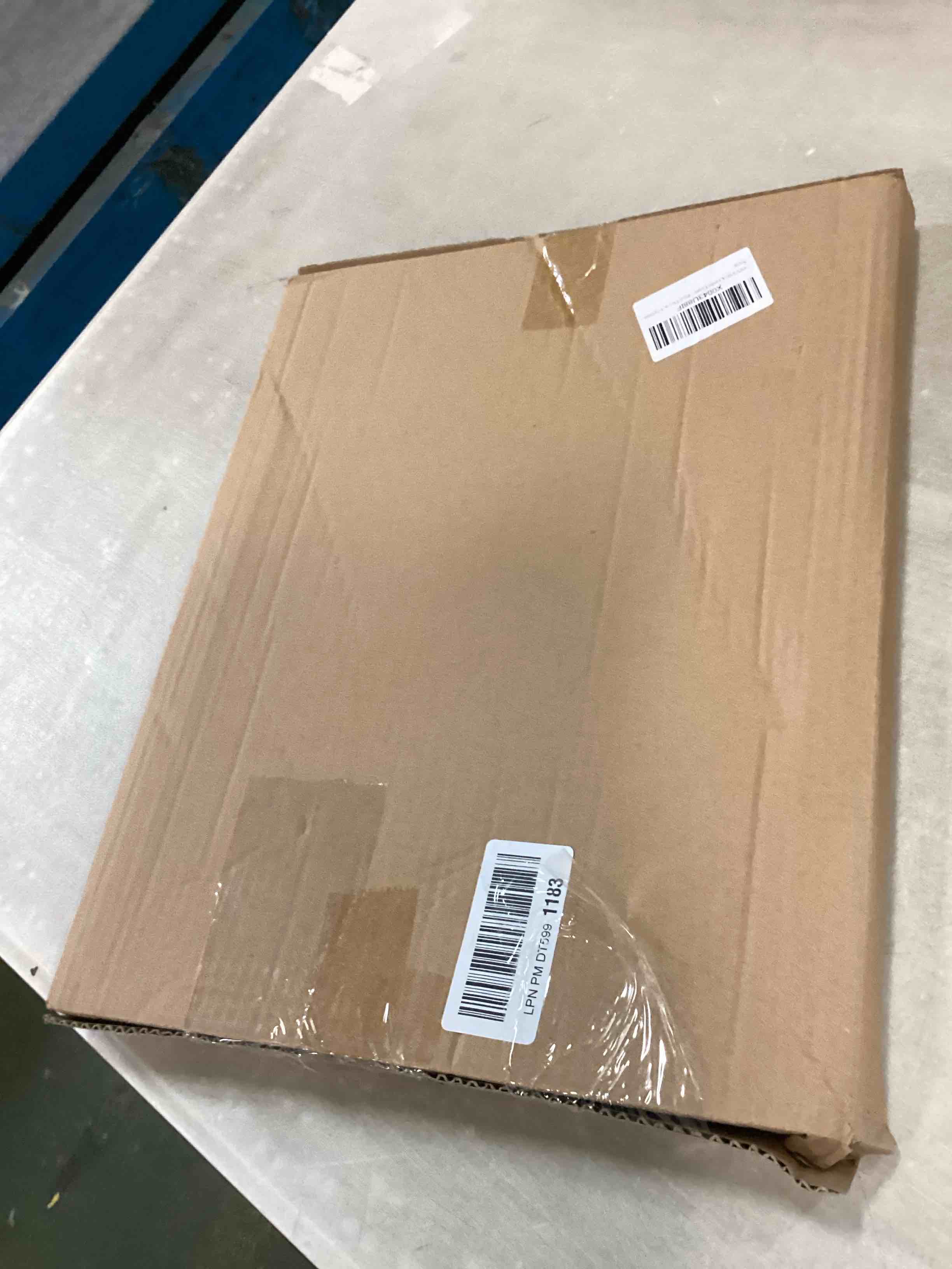 https://s3.amazonaws.com/lotting-images-prod/bidfta/GRA3526006_1745954747521.jpeg