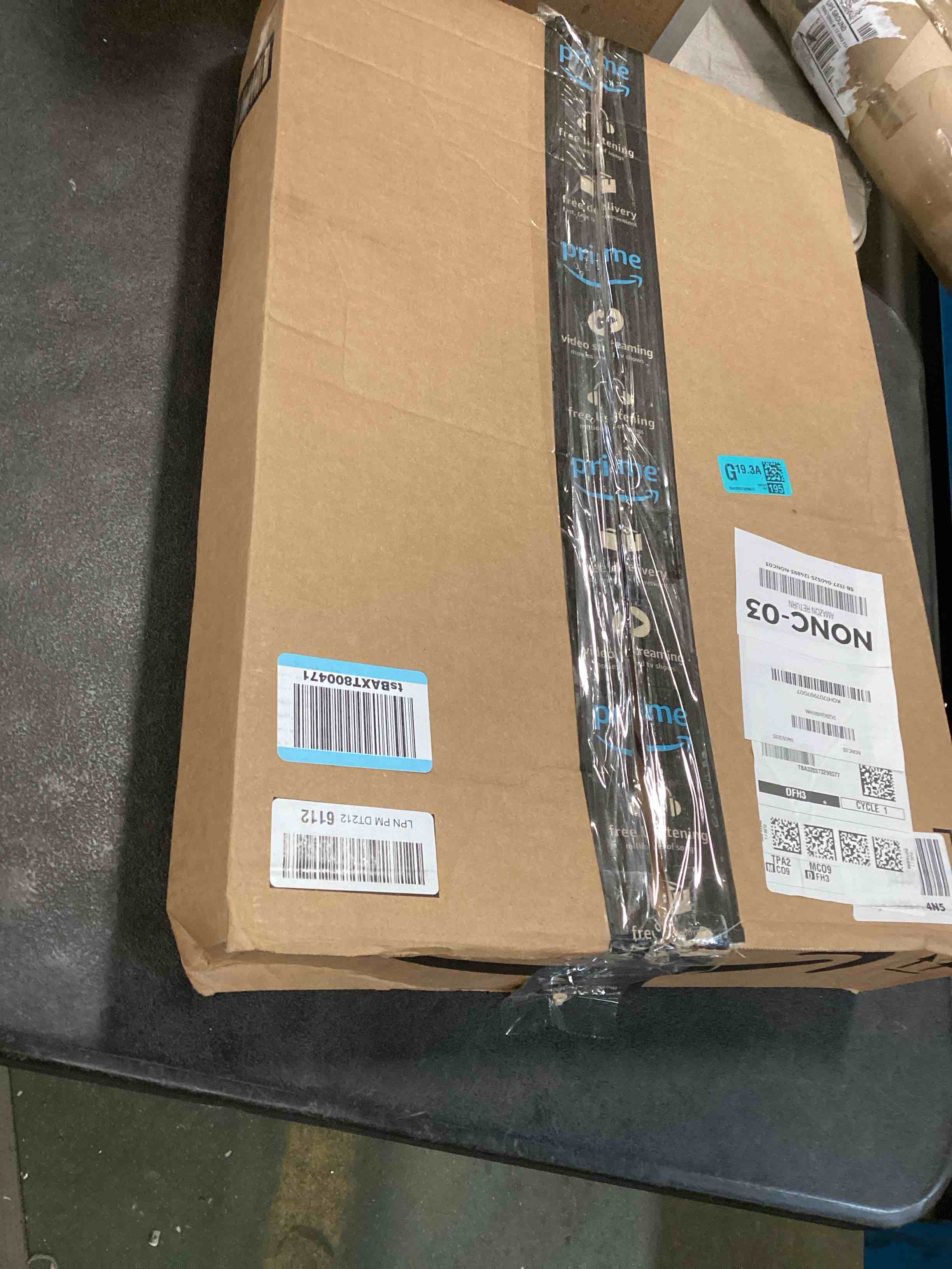 https://s3.amazonaws.com/lotting-images-prod/bidfta/GRA3527208_1746726145492.jpeg