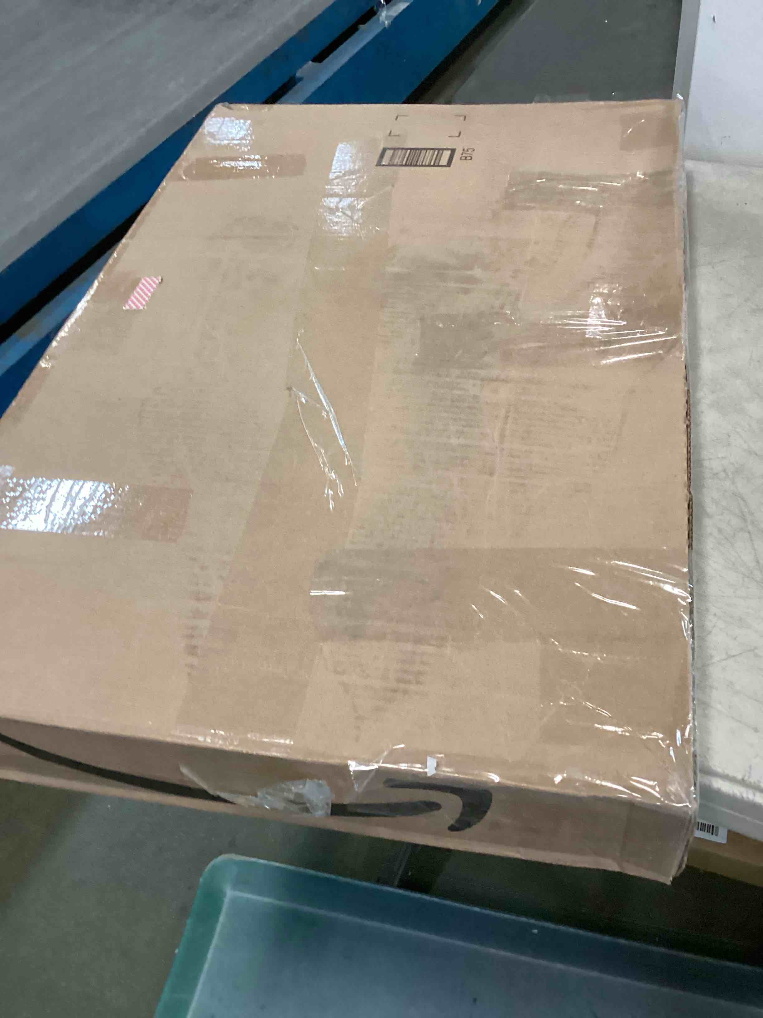 https://s3.amazonaws.com/lotting-images-prod/bidfta/GRA3527507_1746819833348.jpeg