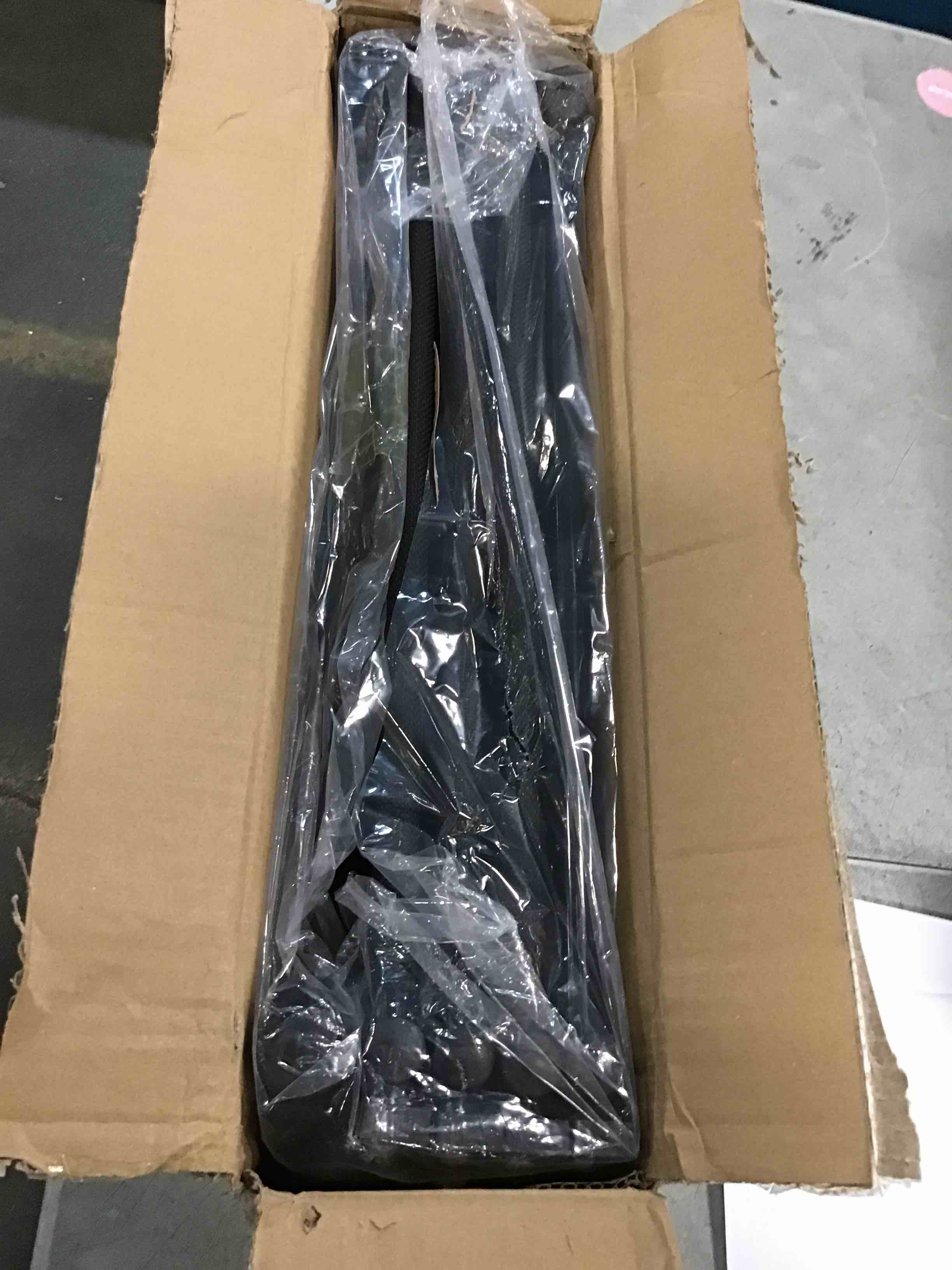 https://s3.amazonaws.com/lotting-images-prod/bidfta/GRA3527873_1747753161381.jpeg