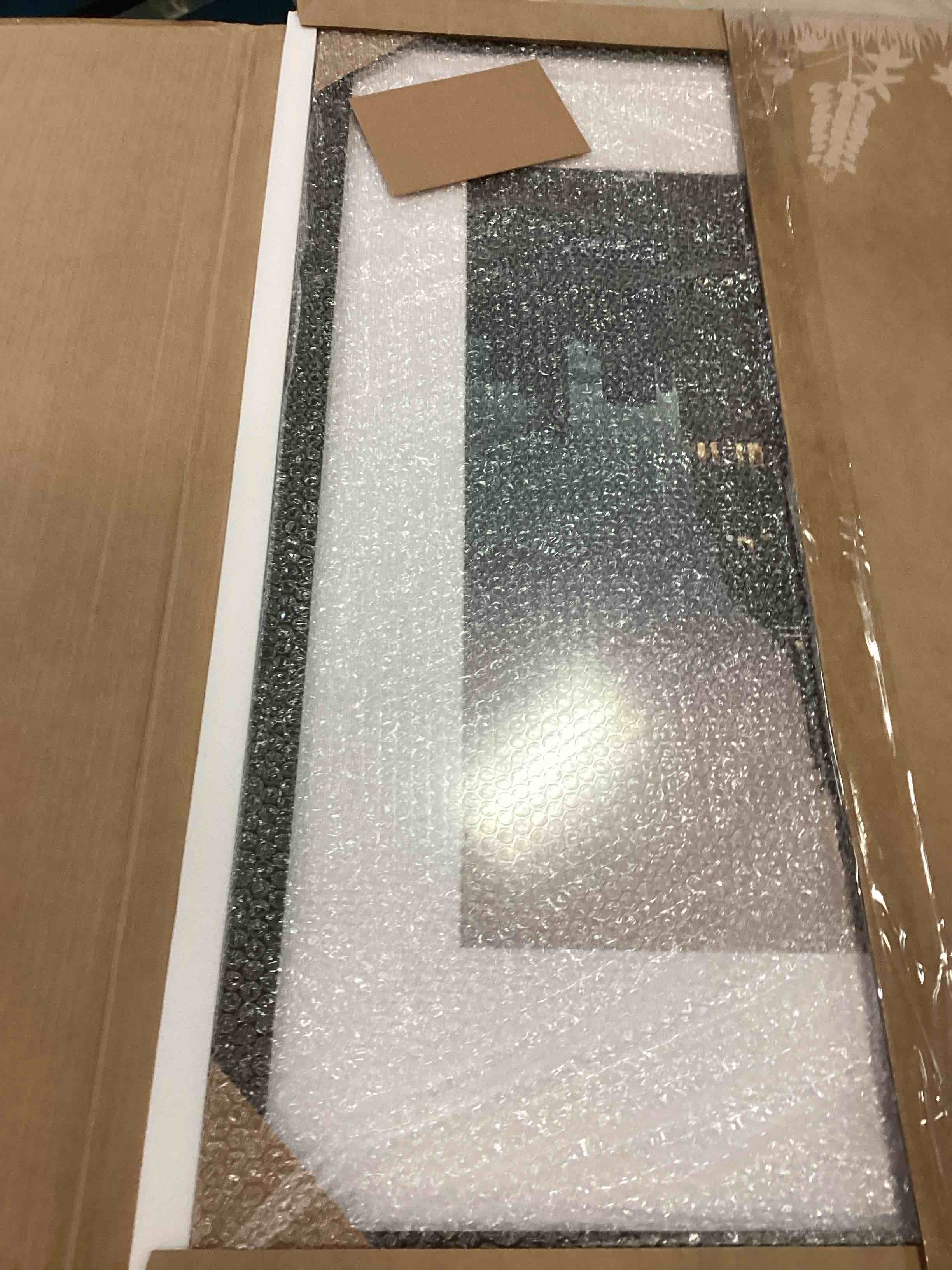 https://s3.amazonaws.com/lotting-images-prod/bidfta/GRA3528486_1748026149750.jpeg