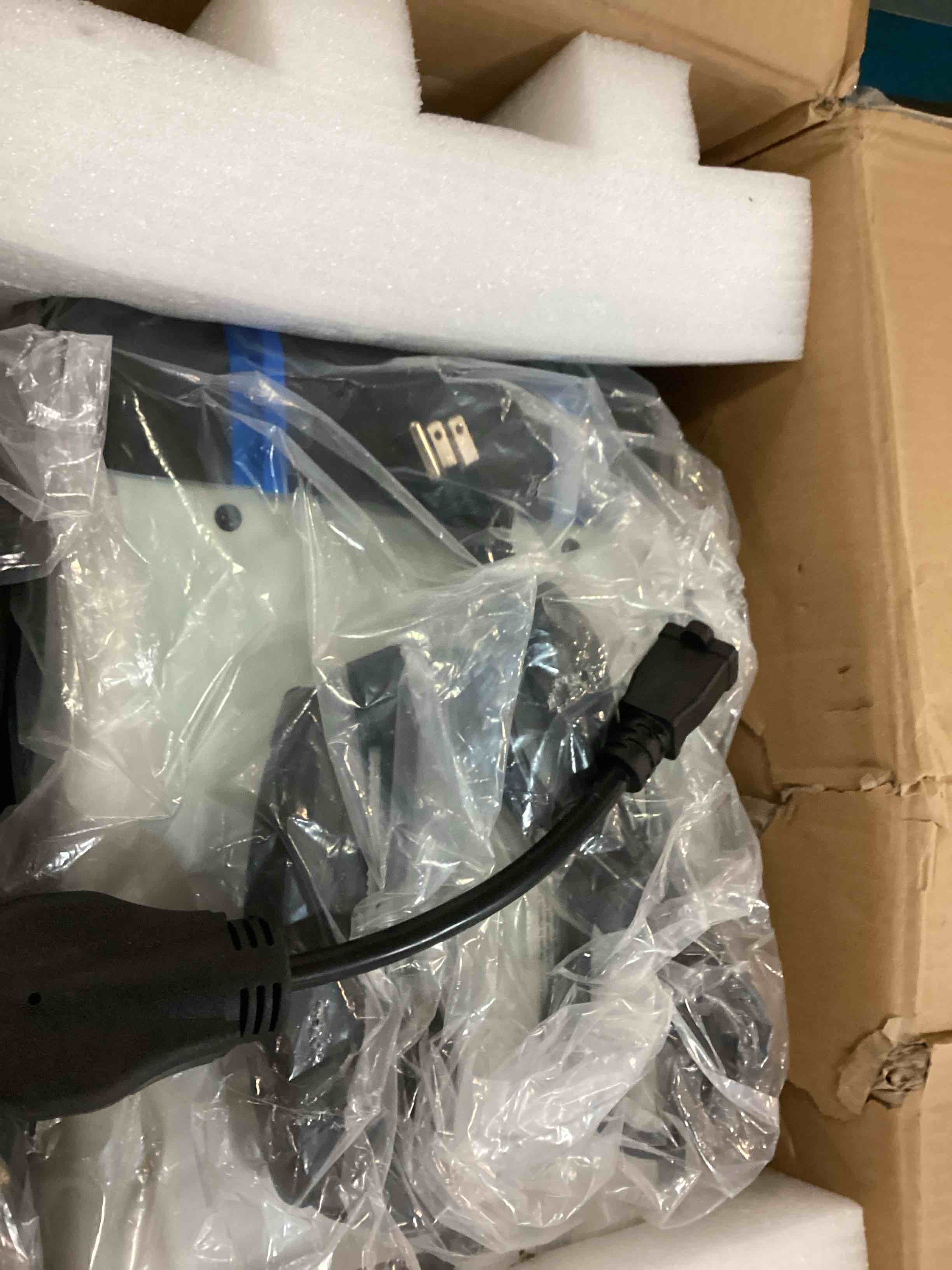 https://s3.amazonaws.com/lotting-images-prod/bidfta/GRA3528801_1749739803418.jpeg
