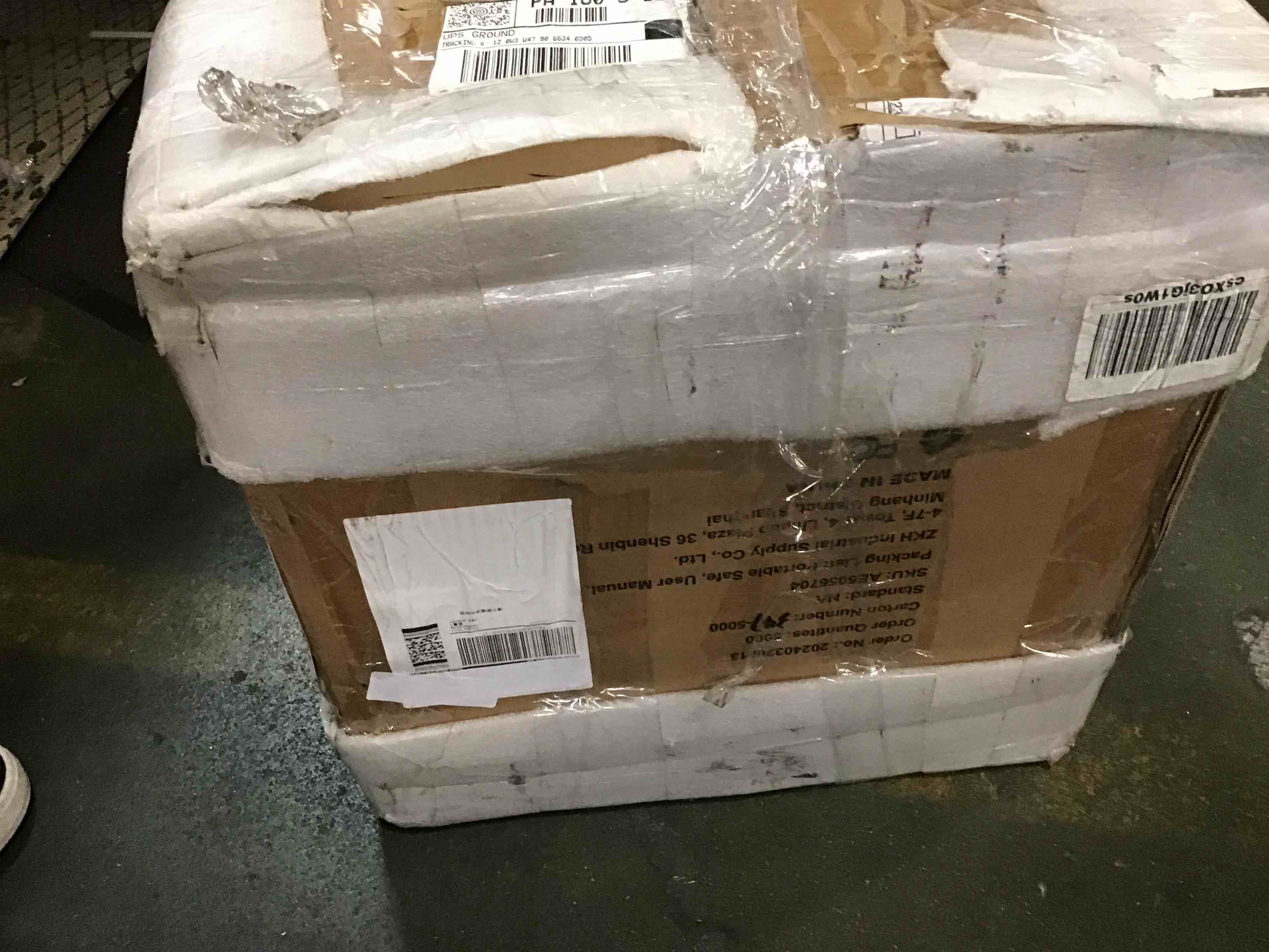 https://s3.amazonaws.com/lotting-images-prod/bidfta/GRA3528949_1749828135974.jpeg