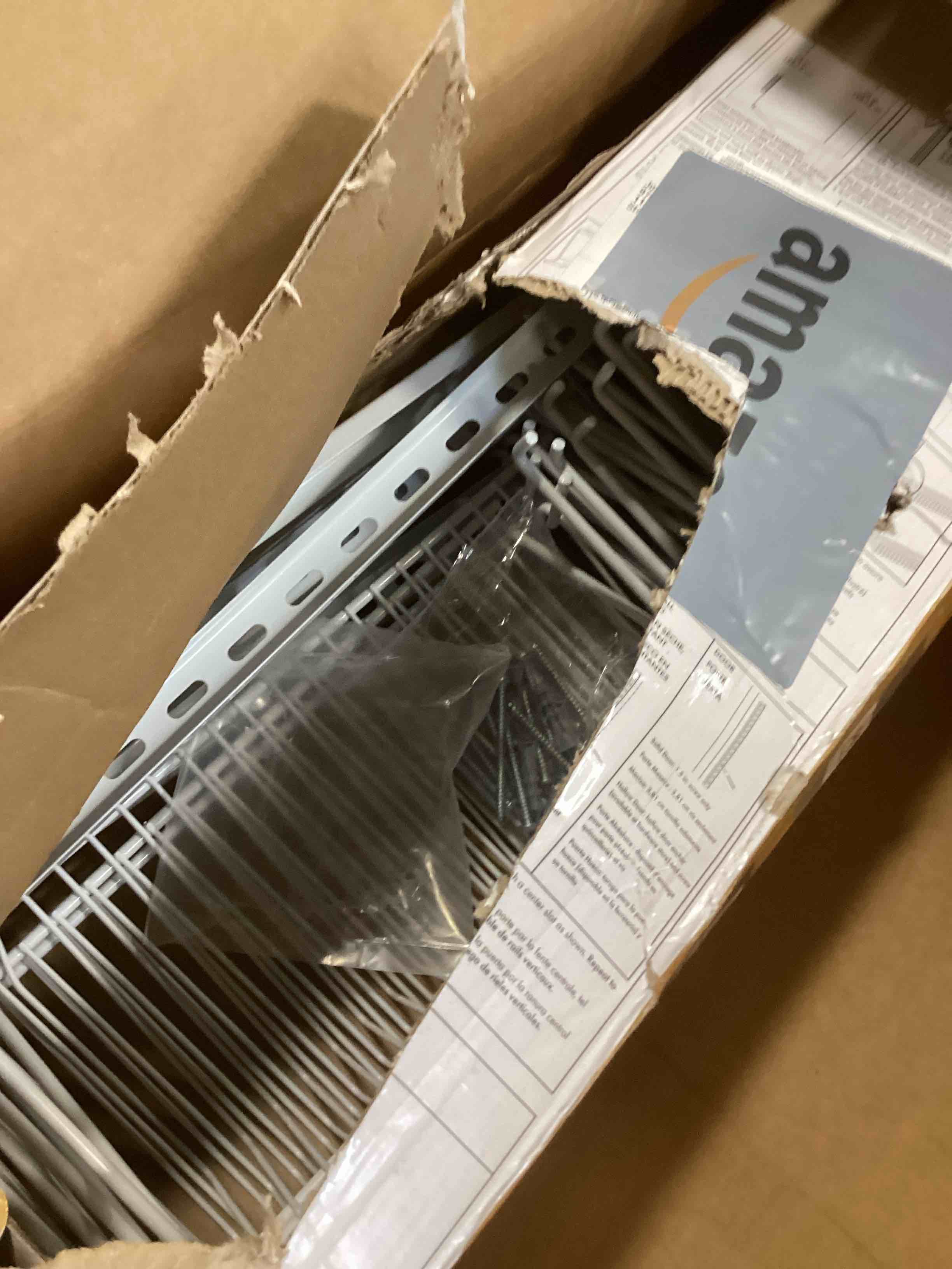 https://s3.amazonaws.com/lotting-images-prod/bidfta/GRA3529529_1749127569248.jpeg