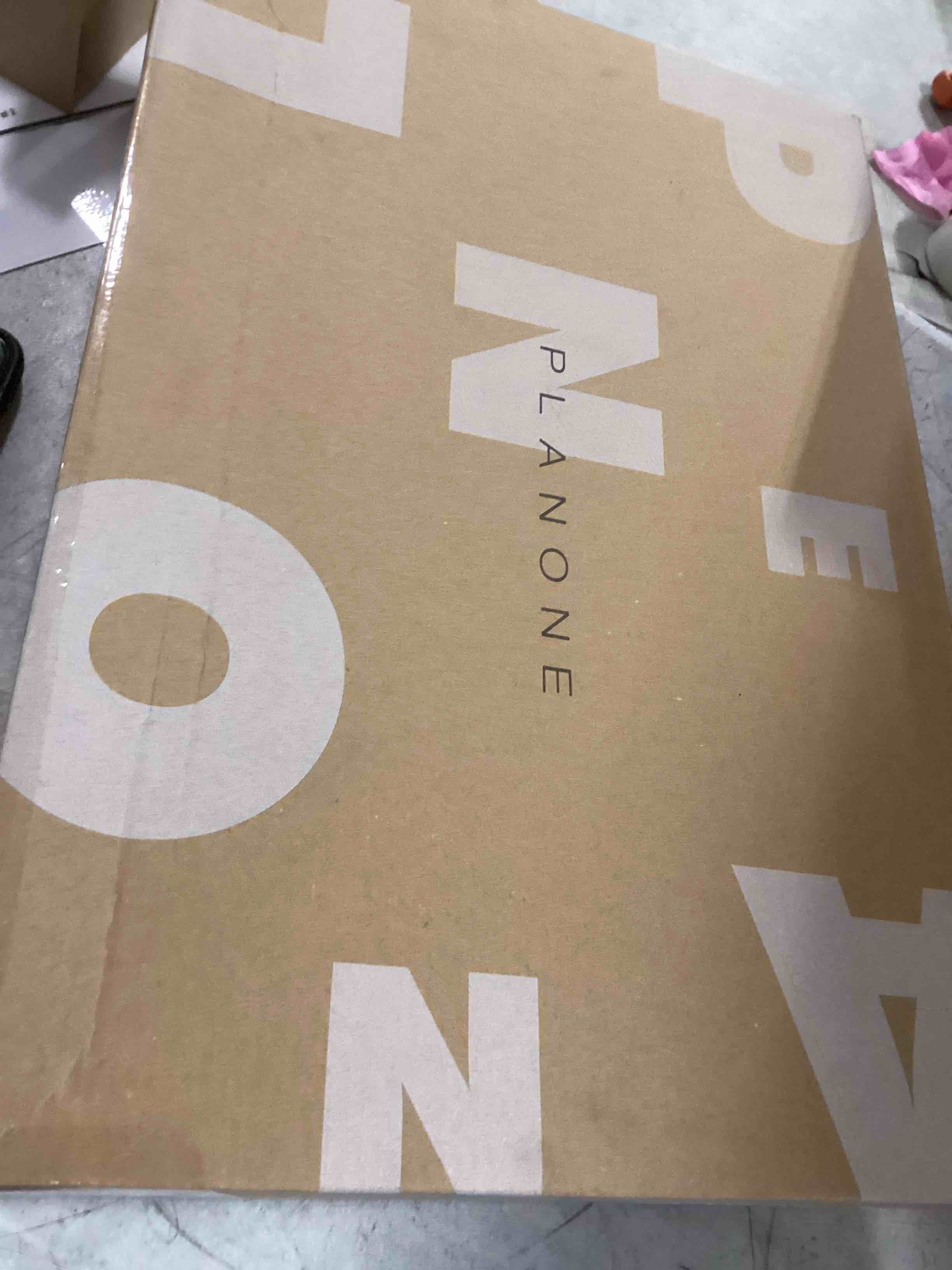 https://s3.amazonaws.com/lotting-images-prod/bidfta/GRA3529793_1749152211900.jpeg