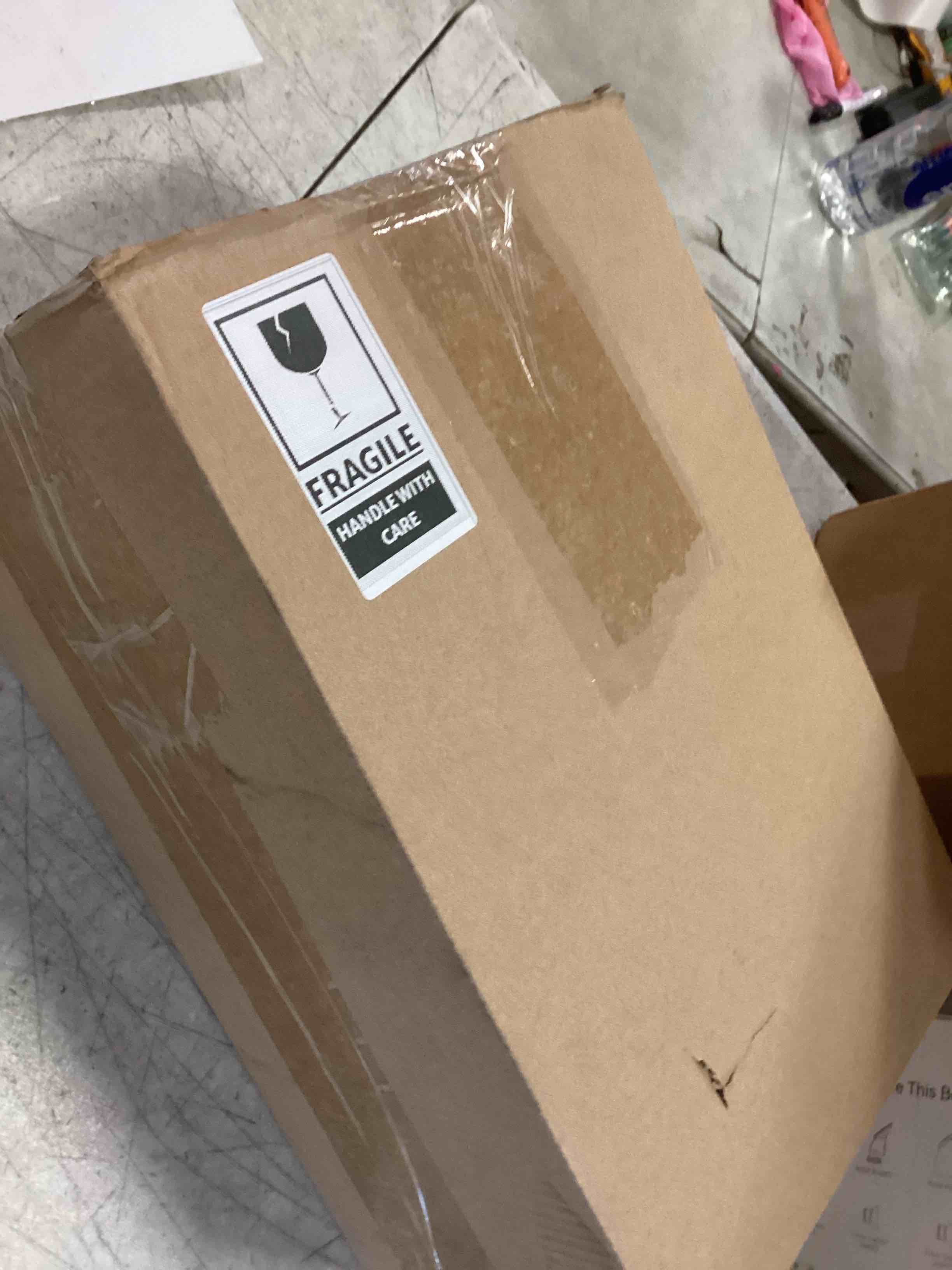 https://s3.amazonaws.com/lotting-images-prod/bidfta/GRA3529797_1749152830647.jpeg