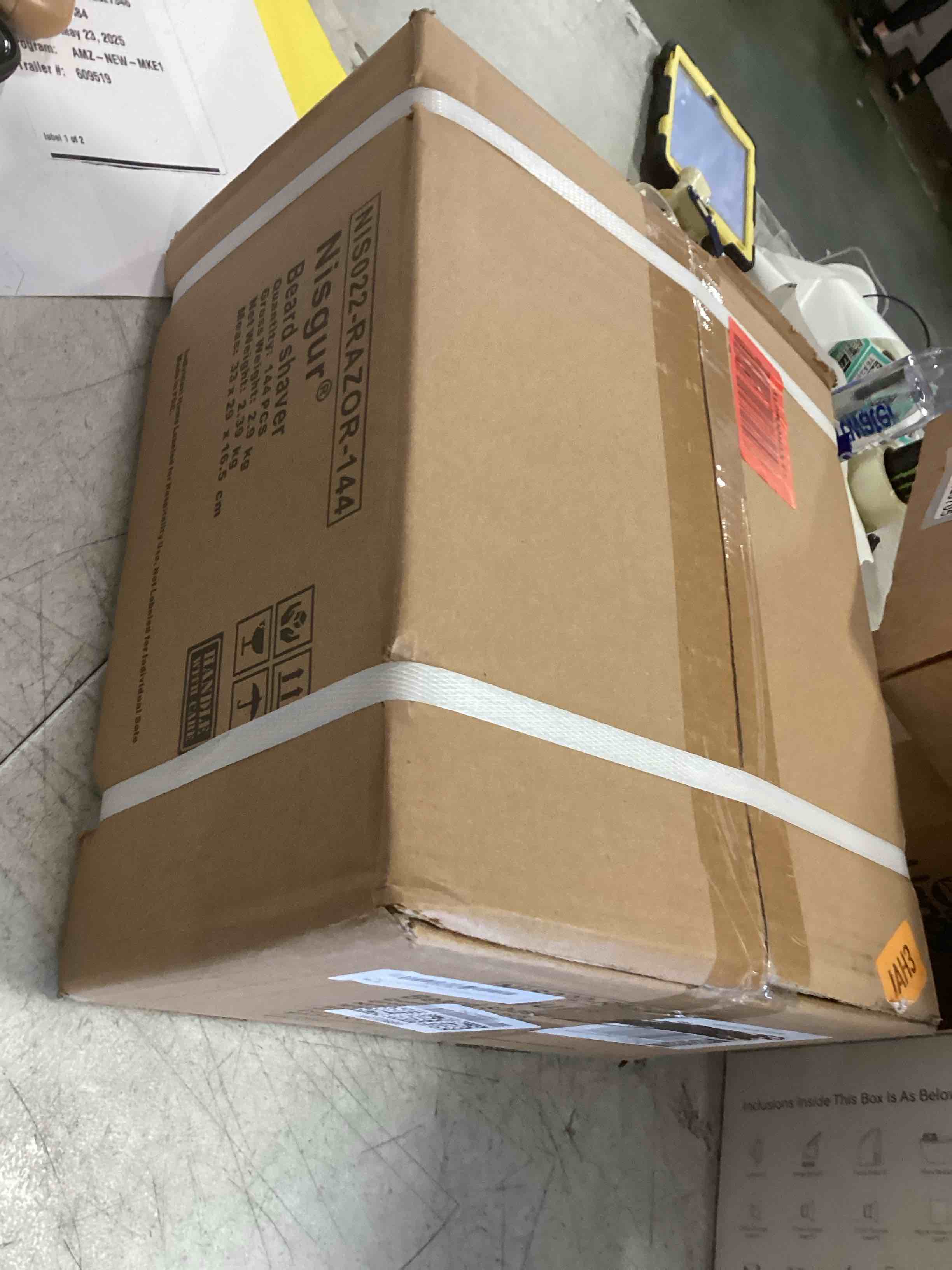 https://s3.amazonaws.com/lotting-images-prod/bidfta/GRA3529798_1749153090672.jpeg