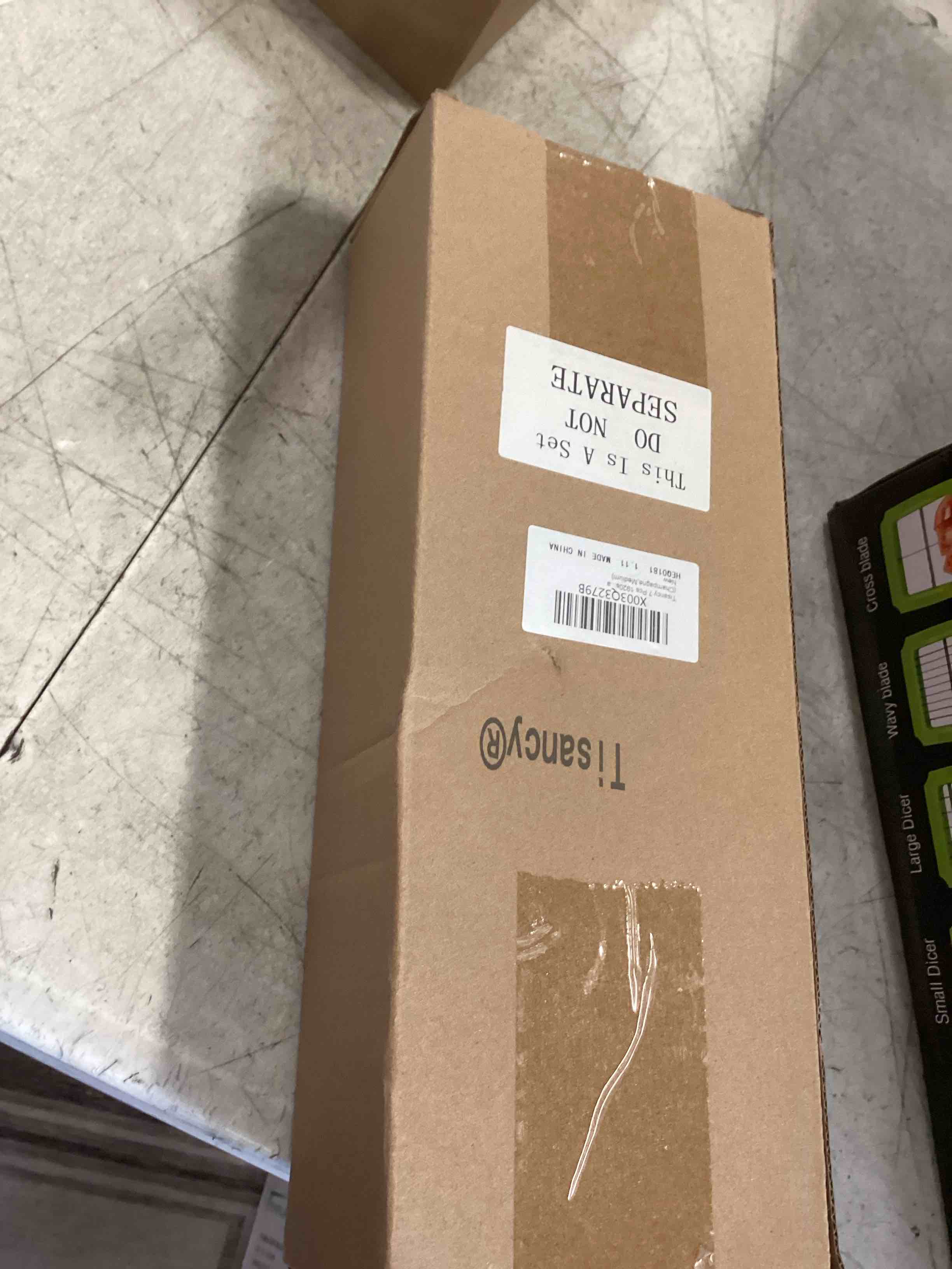 https://s3.amazonaws.com/lotting-images-prod/bidfta/GRA3529800_1749153577255.jpeg