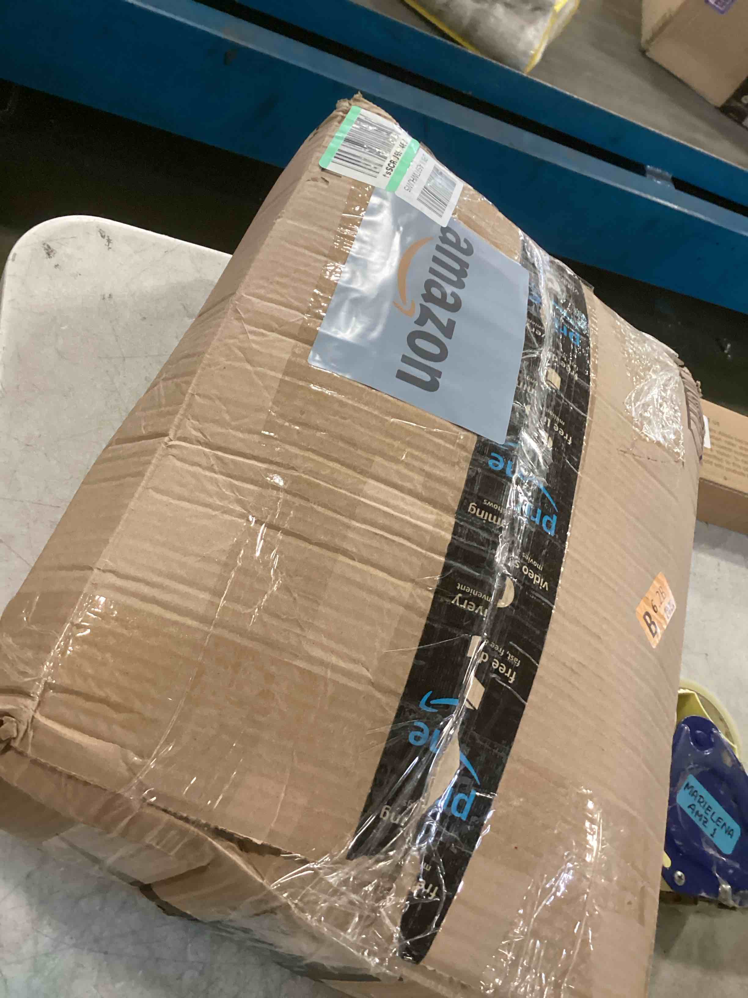 https://s3.amazonaws.com/lotting-images-prod/bidfta/GRA3529945_1749309630212.jpeg