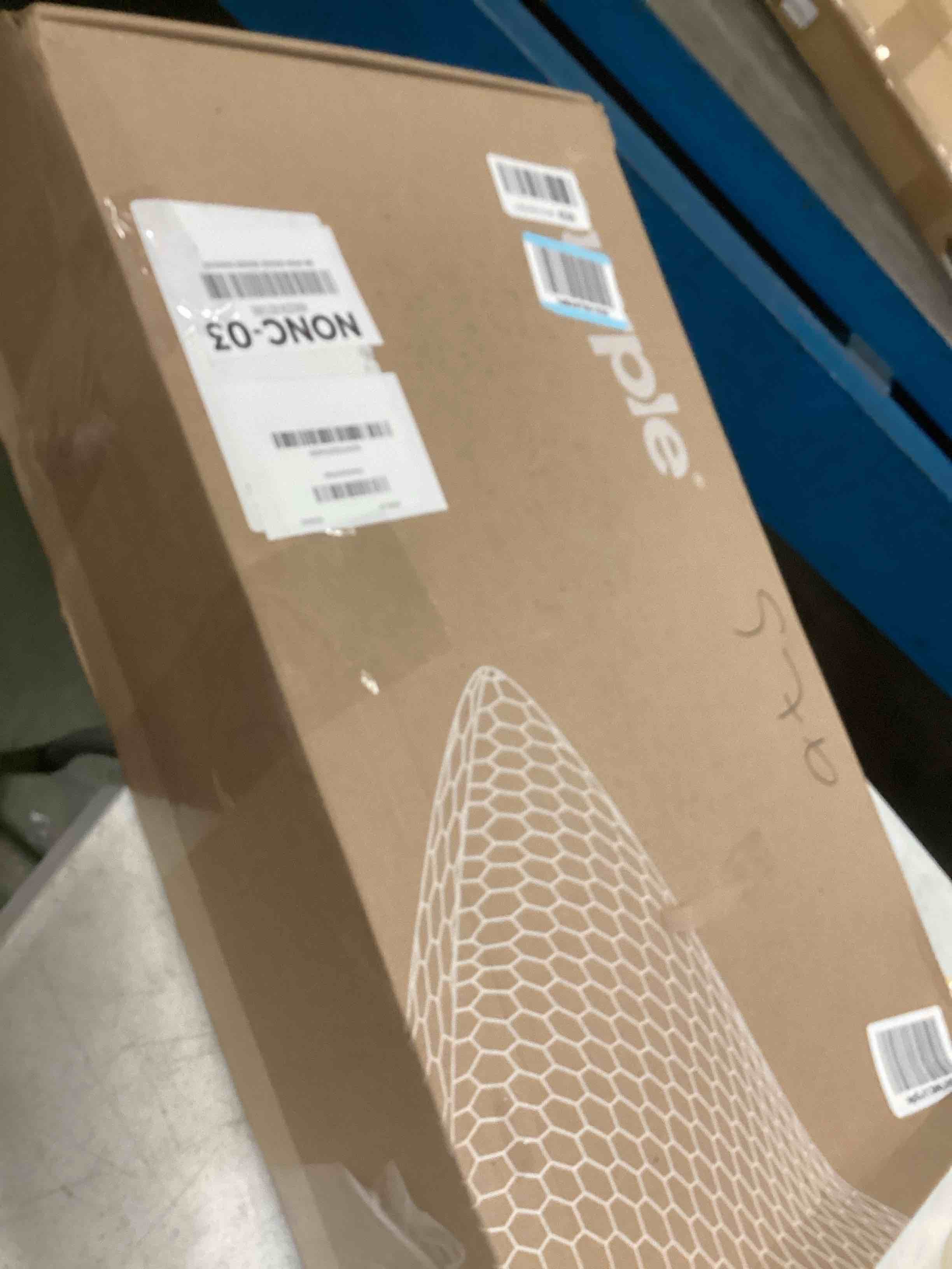 https://s3.amazonaws.com/lotting-images-prod/bidfta/GRA3530291_1749483303623.jpeg