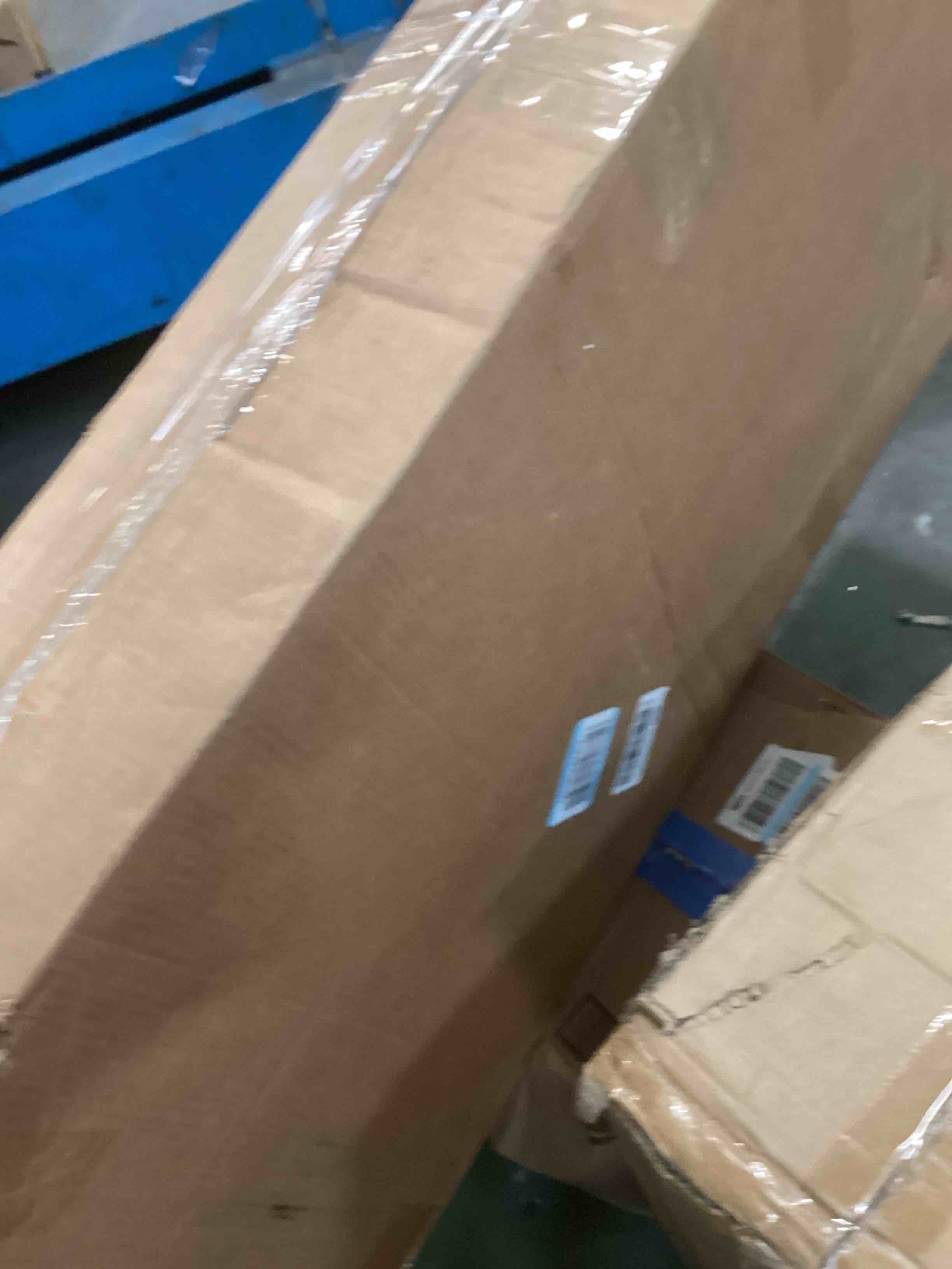https://s3.amazonaws.com/lotting-images-prod/bidfta/GRA3530454_1749576852158.jpeg