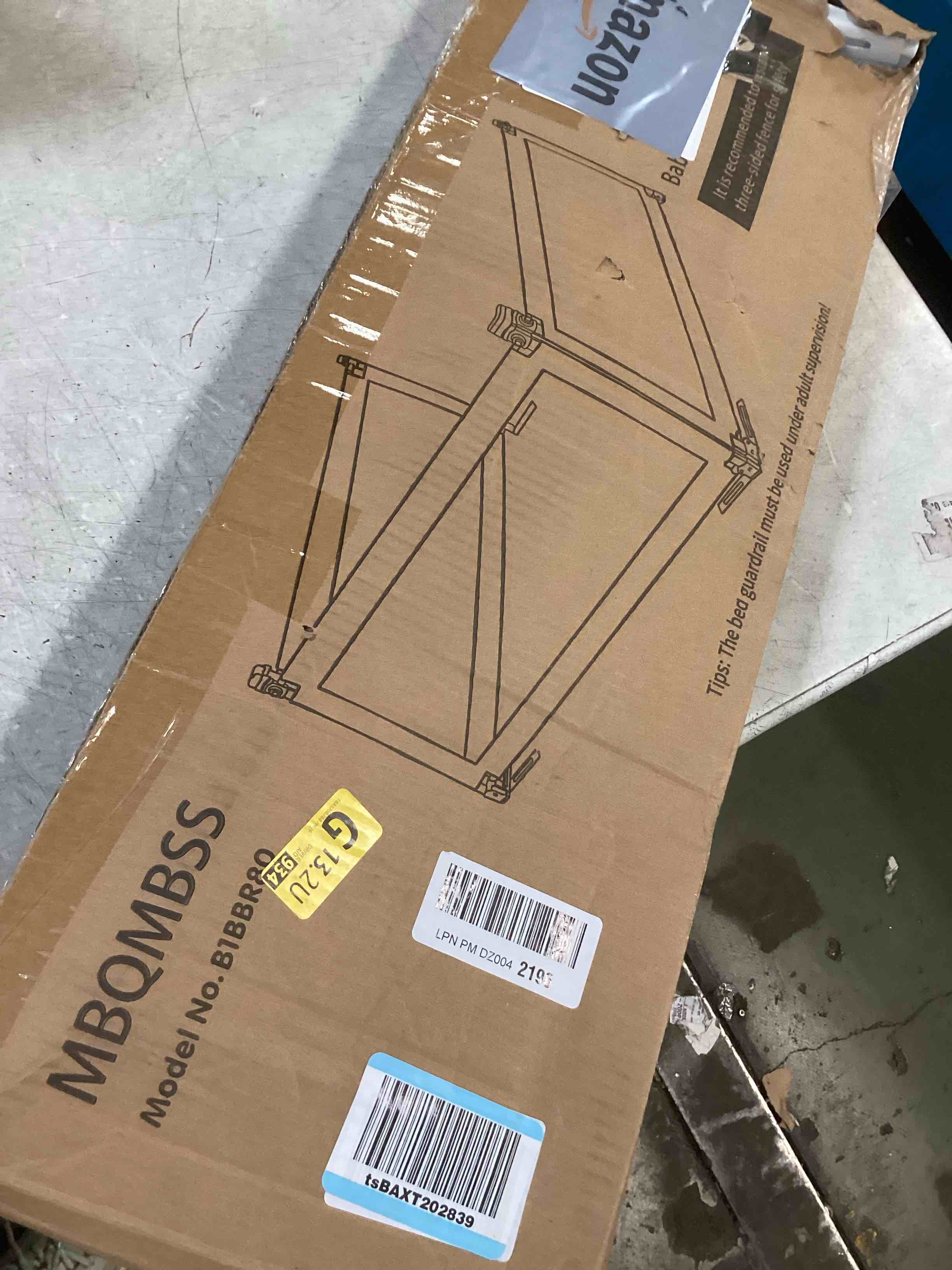 https://s3.amazonaws.com/lotting-images-prod/bidfta/GRA3530498_1749581245351.jpeg