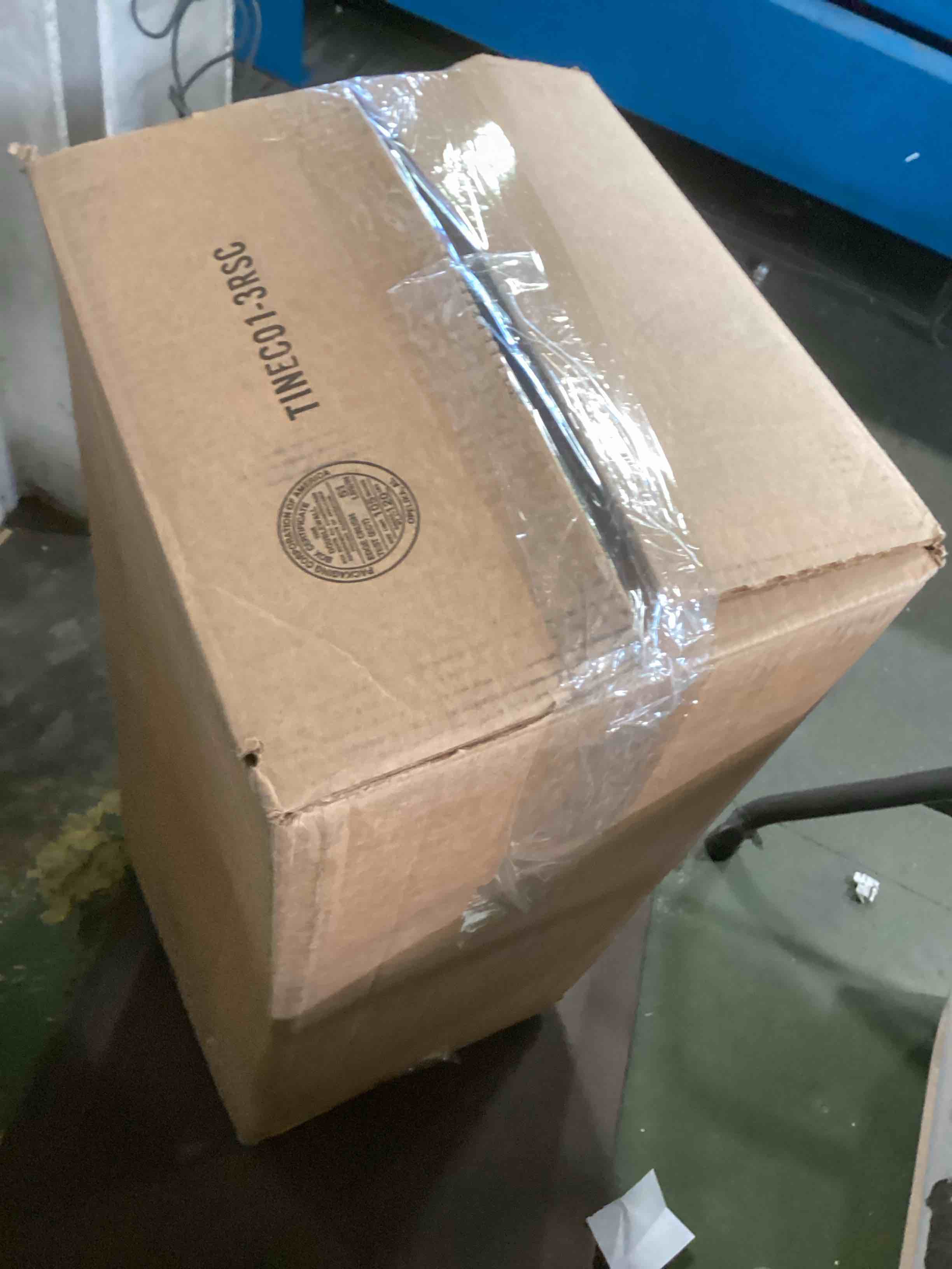 https://s3.amazonaws.com/lotting-images-prod/bidfta/GRA3530663_1749648934745.jpeg