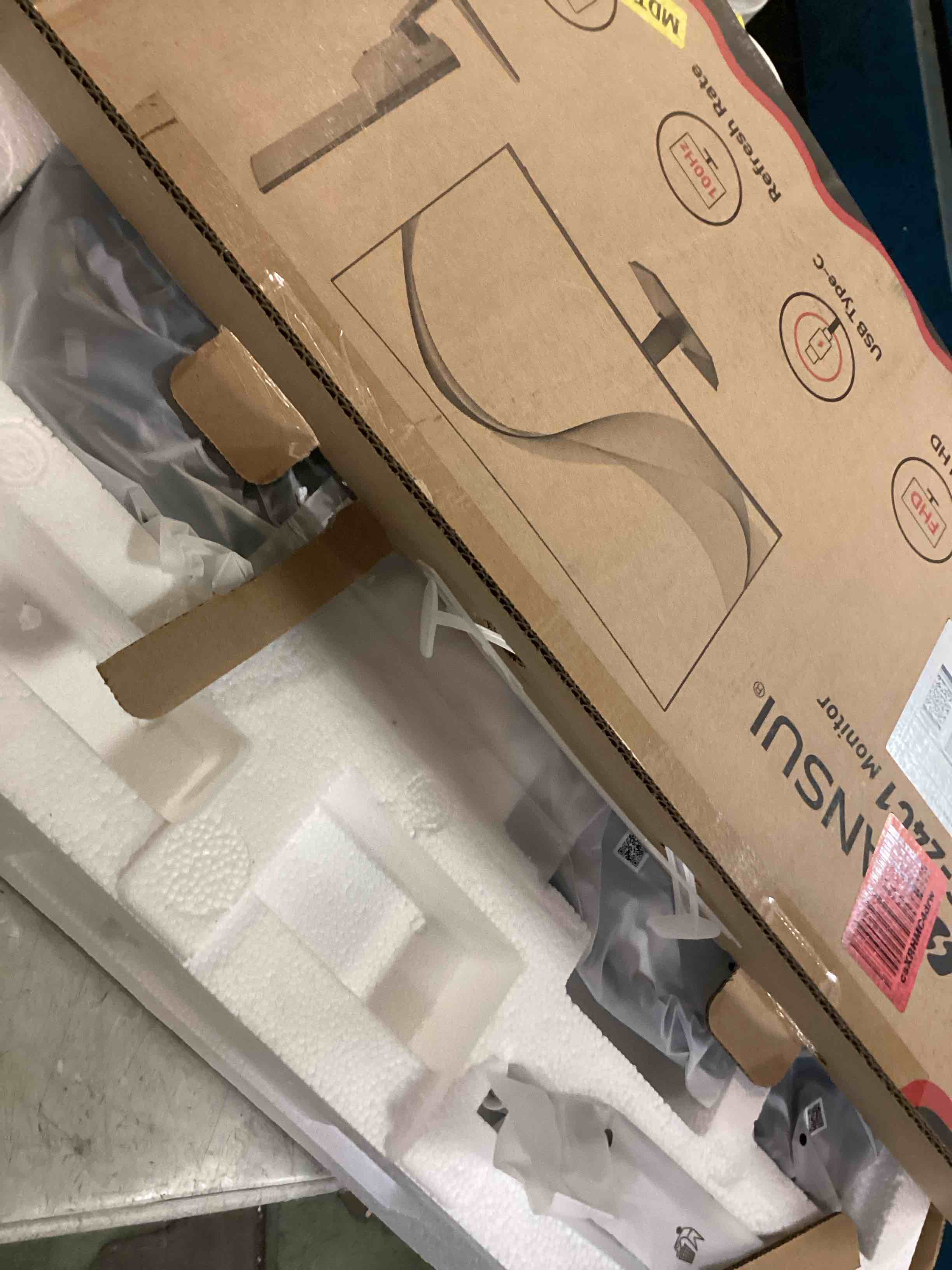 https://s3.amazonaws.com/lotting-images-prod/bidfta/GRA3531427_1749910658394.jpeg