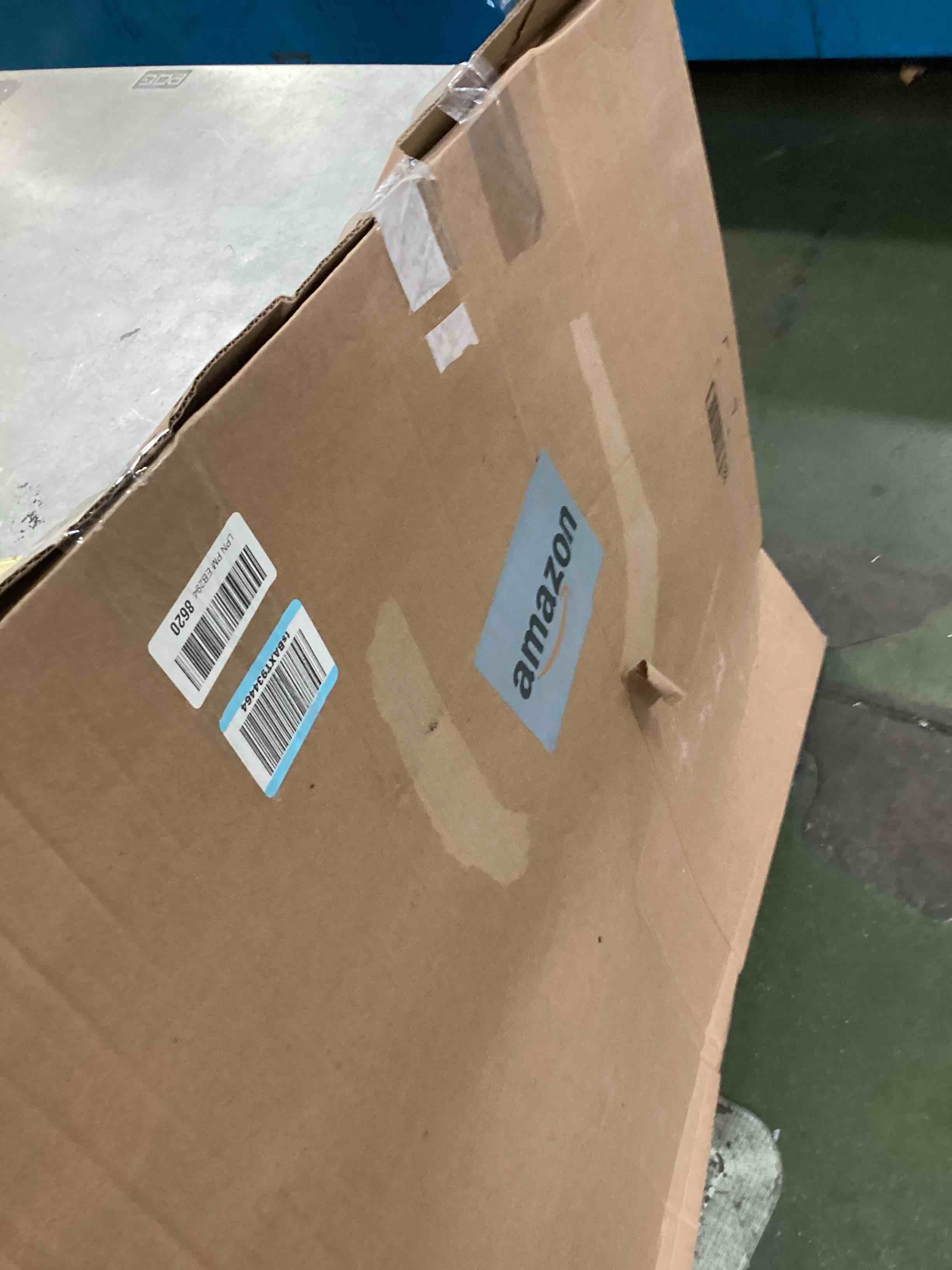 https://s3.amazonaws.com/lotting-images-prod/bidfta/GRA3531440_1749922889856.jpeg