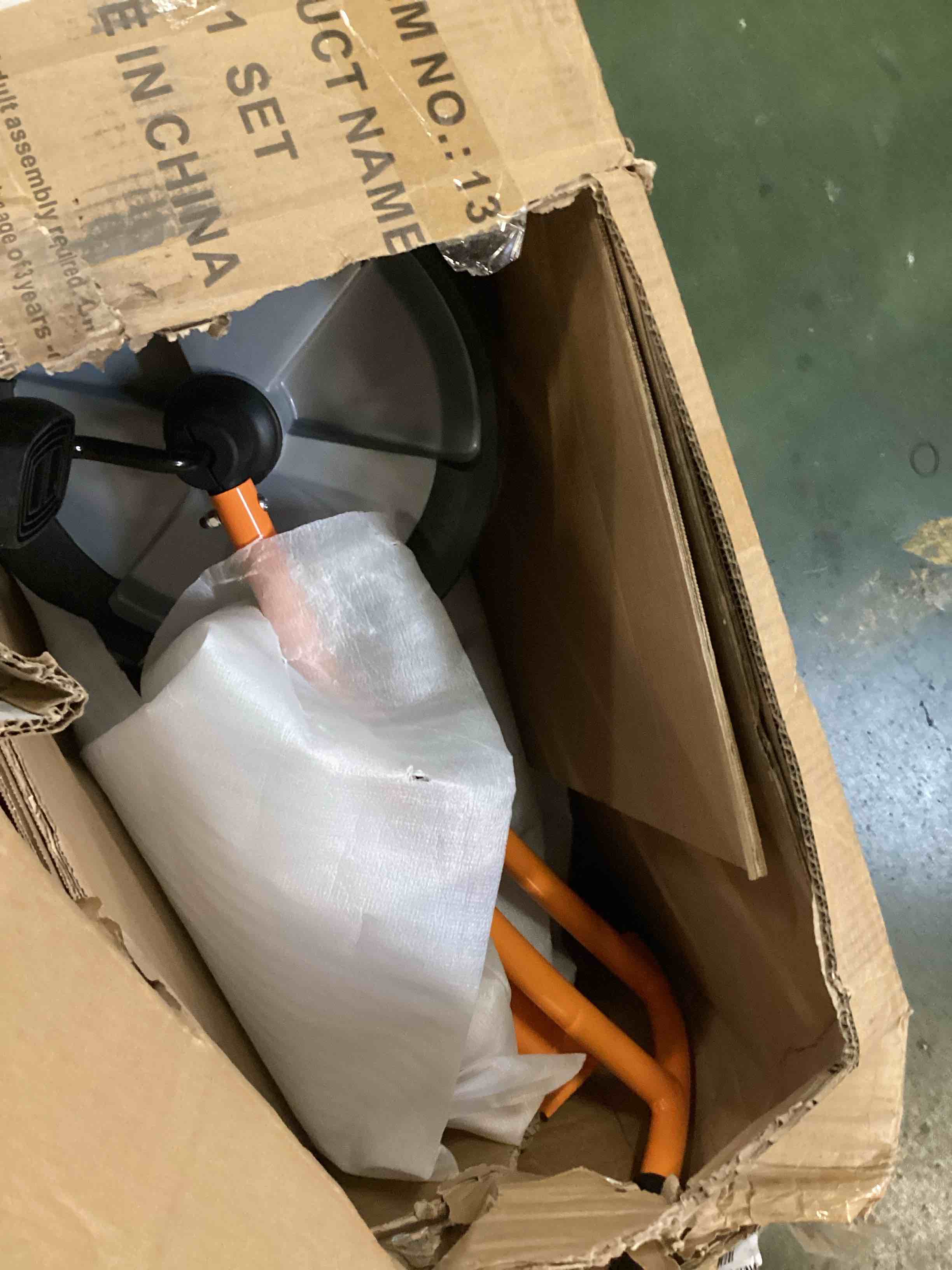 https://s3.amazonaws.com/lotting-images-prod/bidfta/GRA3531463_1749928488083.jpeg