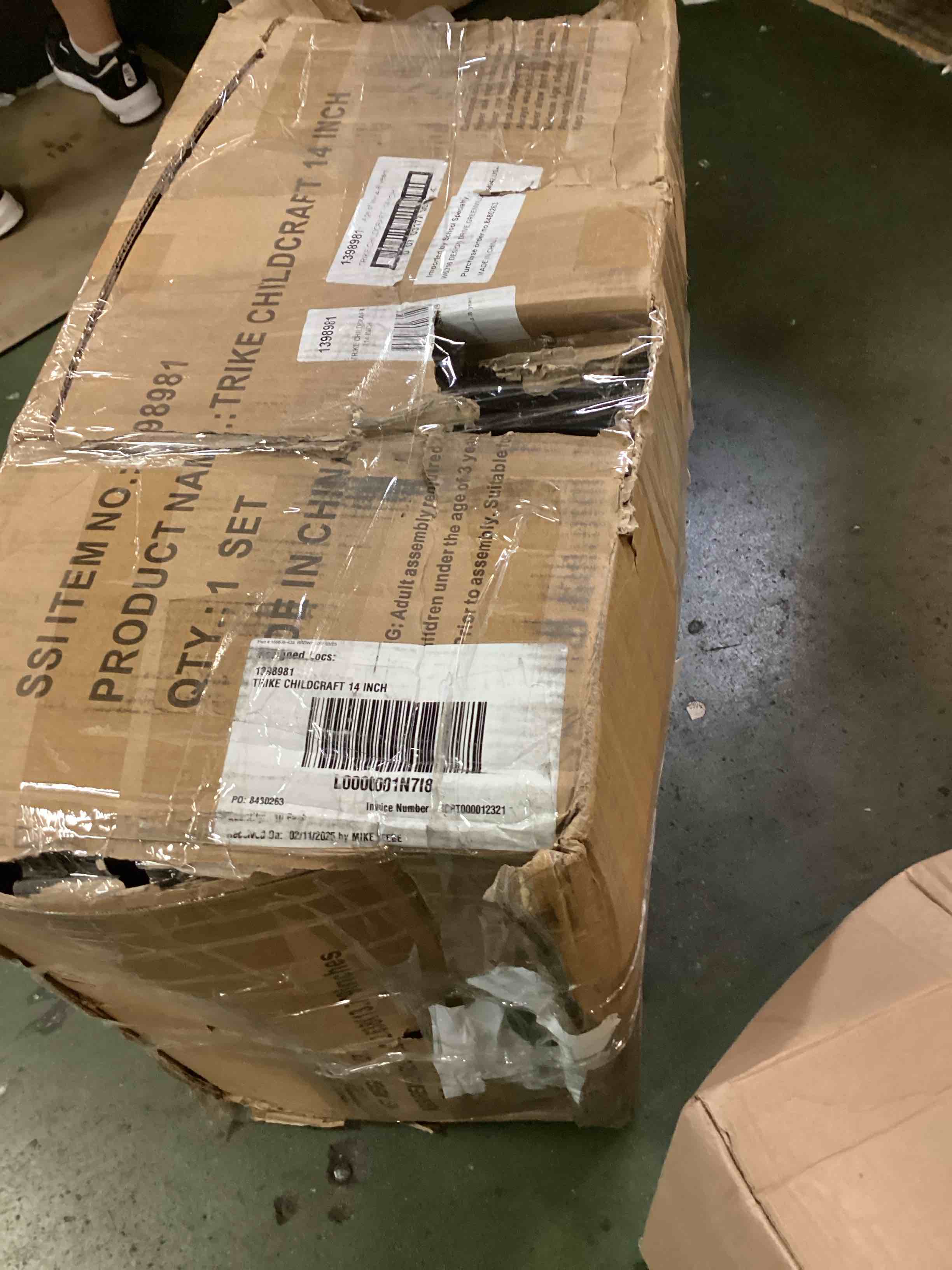 https://s3.amazonaws.com/lotting-images-prod/bidfta/GRA3531463_1749928532390.jpeg