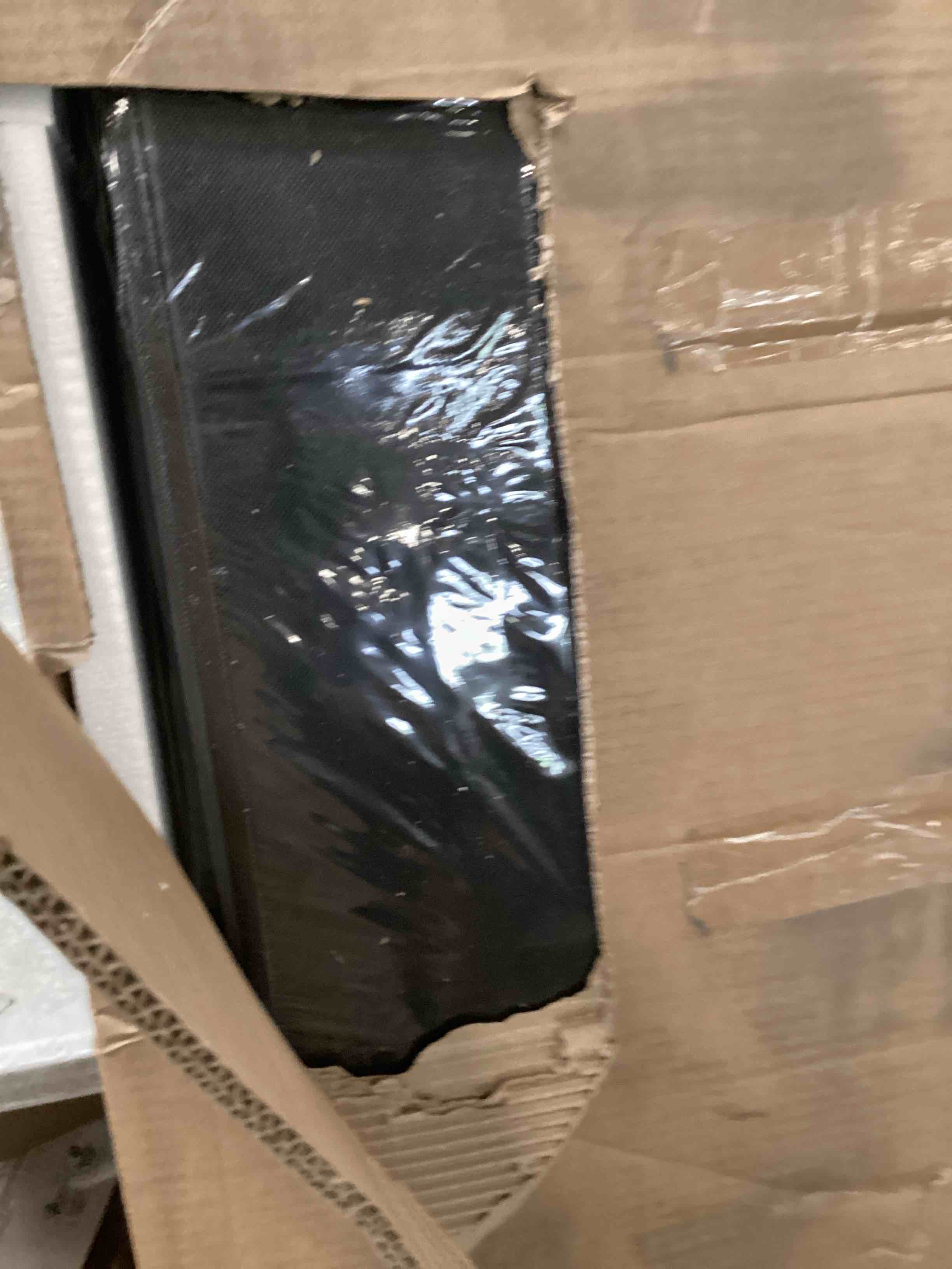 https://s3.amazonaws.com/lotting-images-prod/bidfta/GRA3532520_1749060044104.jpeg