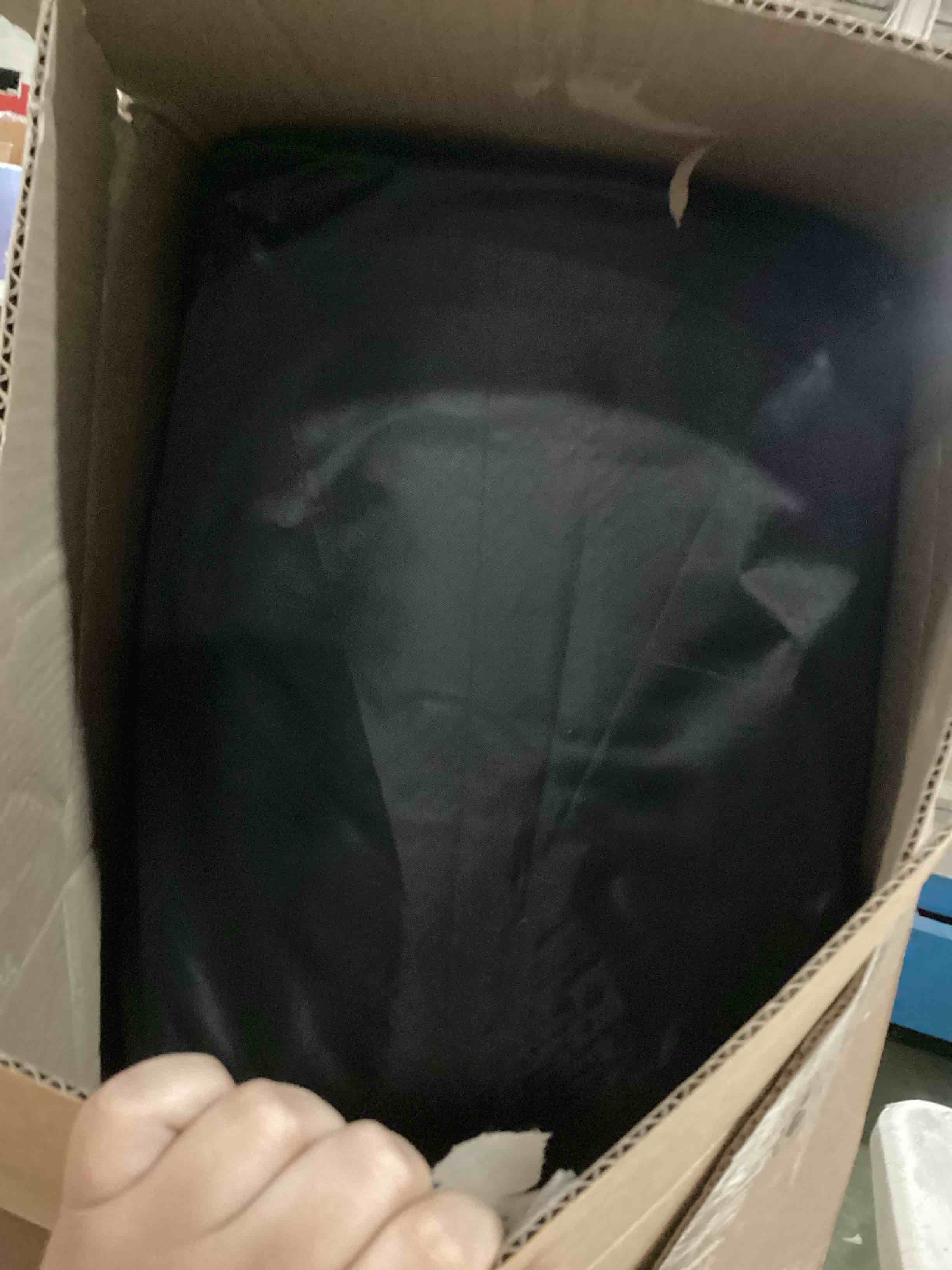 https://s3.amazonaws.com/lotting-images-prod/bidfta/GRA3533775_1749473655239.jpeg