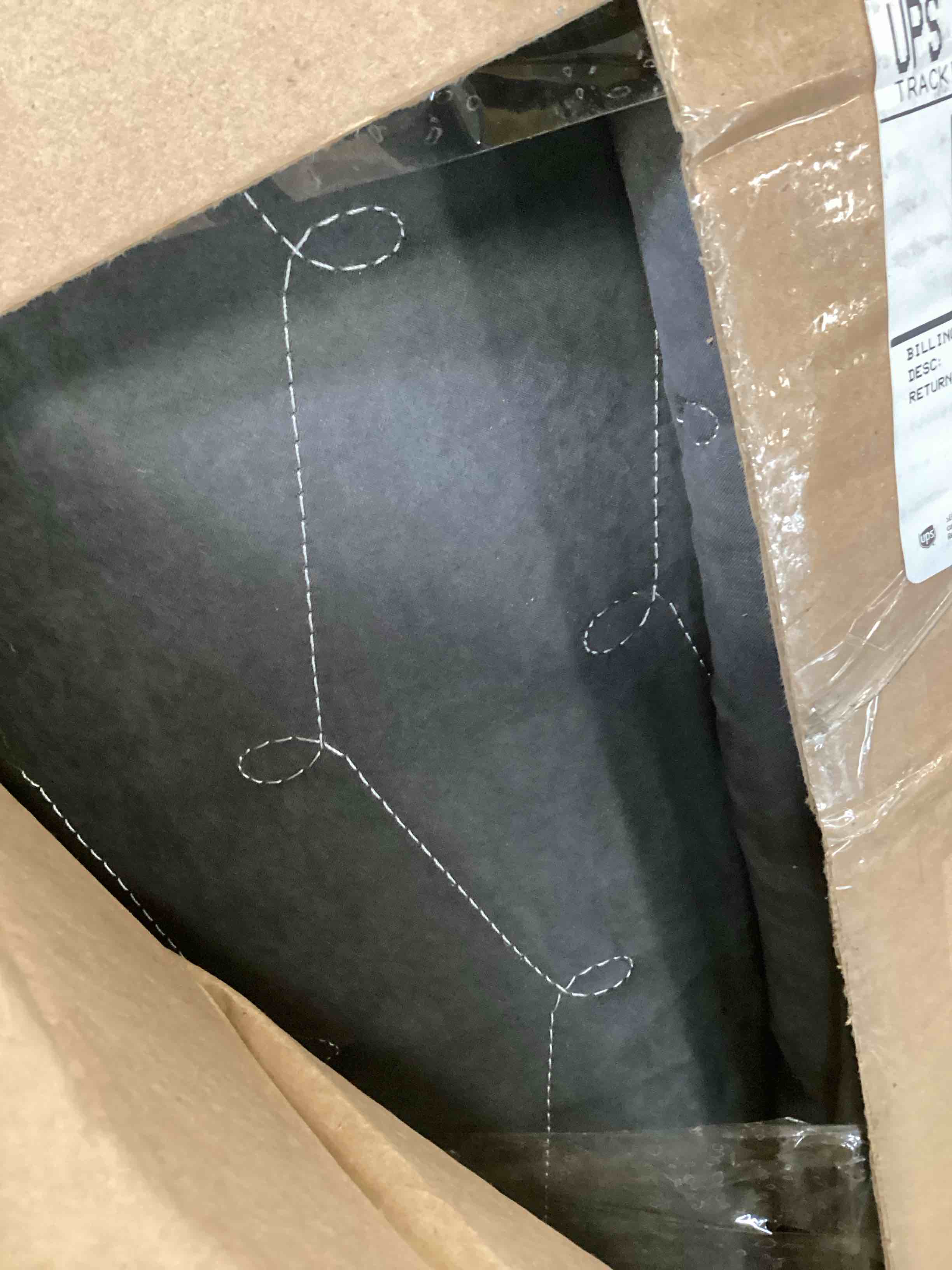 https://s3.amazonaws.com/lotting-images-prod/bidfta/GRA3534774_1749821330456.jpeg