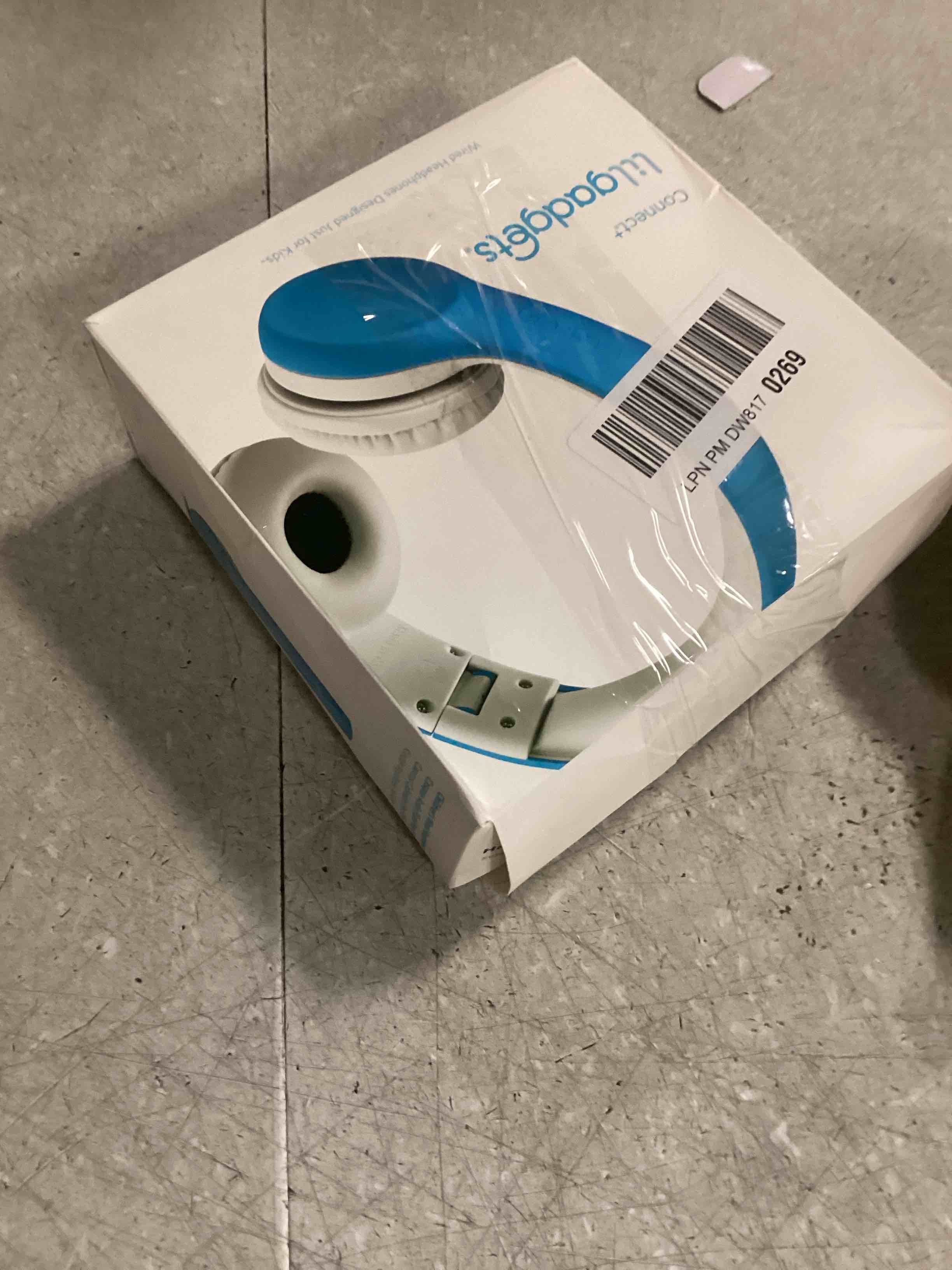 https://s3.amazonaws.com/lotting-images-prod/bidfta/GRA3534945_1749901728442.jpeg