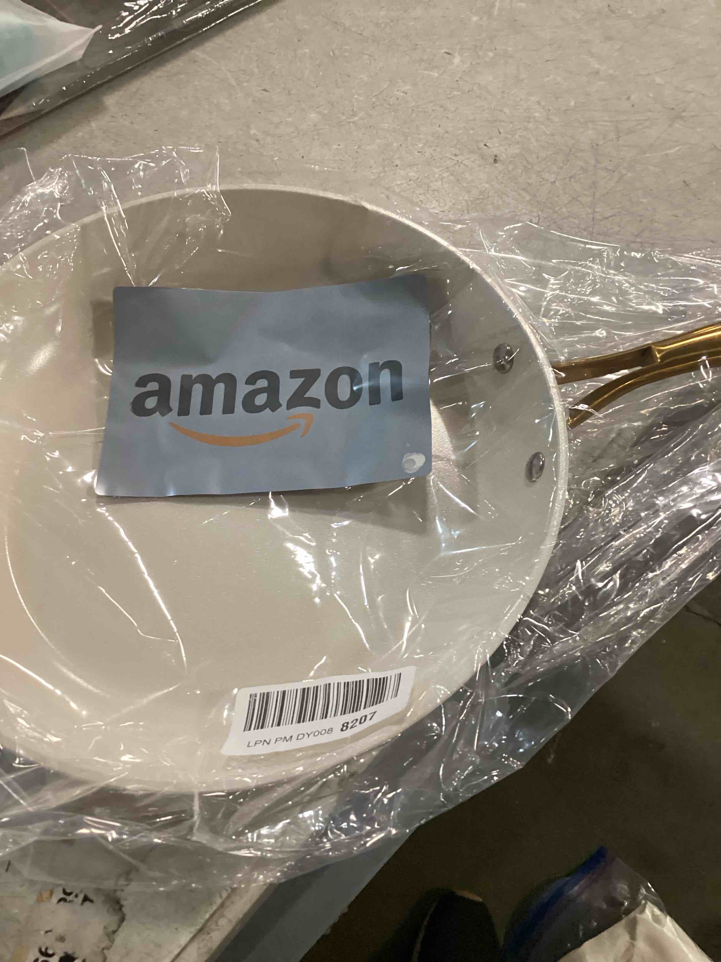 https://s3.amazonaws.com/lotting-images-prod/bidfta/GRA3534992_1749905234173.jpeg