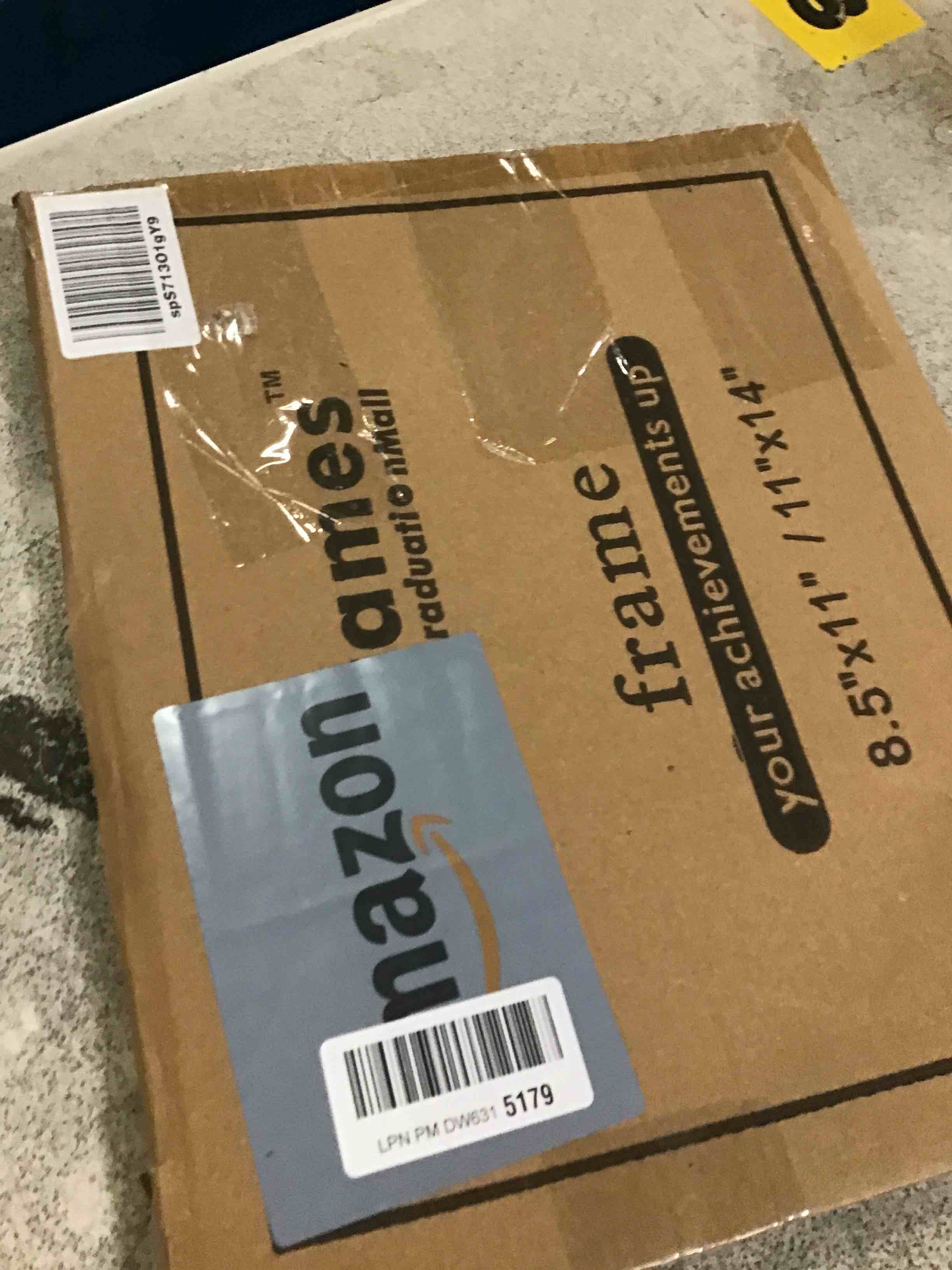 https://s3.amazonaws.com/lotting-images-prod/bidfta/GRA3535060_1745937353765.jpeg