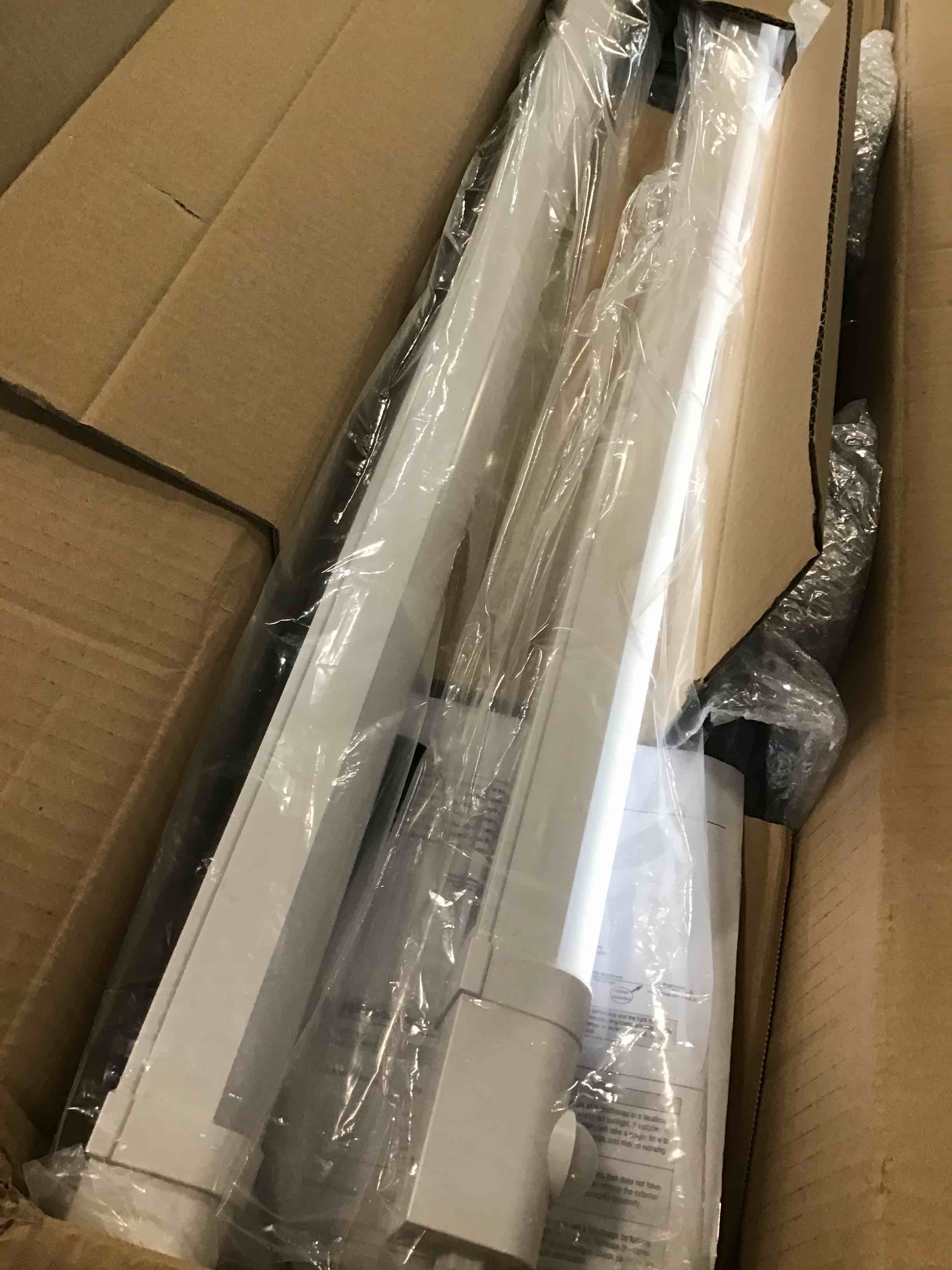 https://s3.amazonaws.com/lotting-images-prod/bidfta/GRA3536064_1746629920558.jpeg