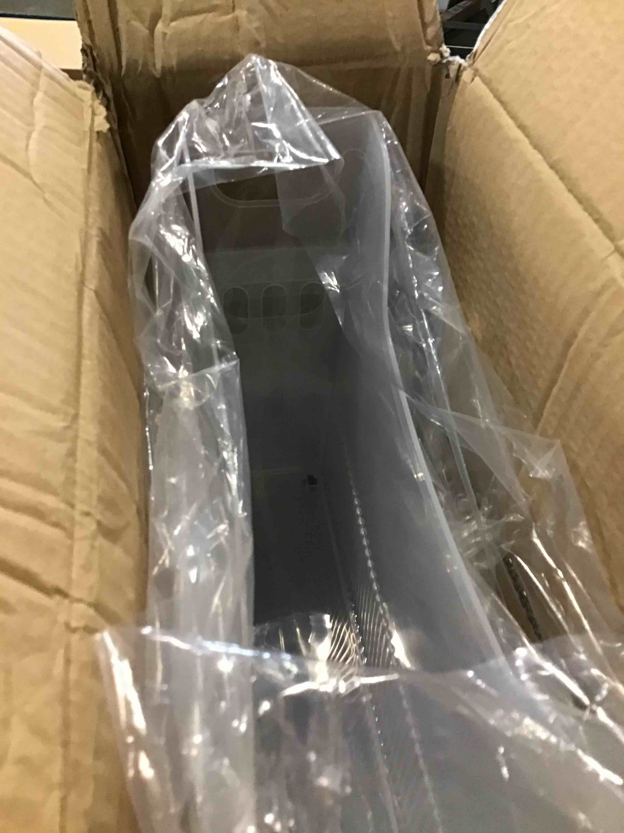 https://s3.amazonaws.com/lotting-images-prod/bidfta/GRA3536072_1746630342276.jpeg