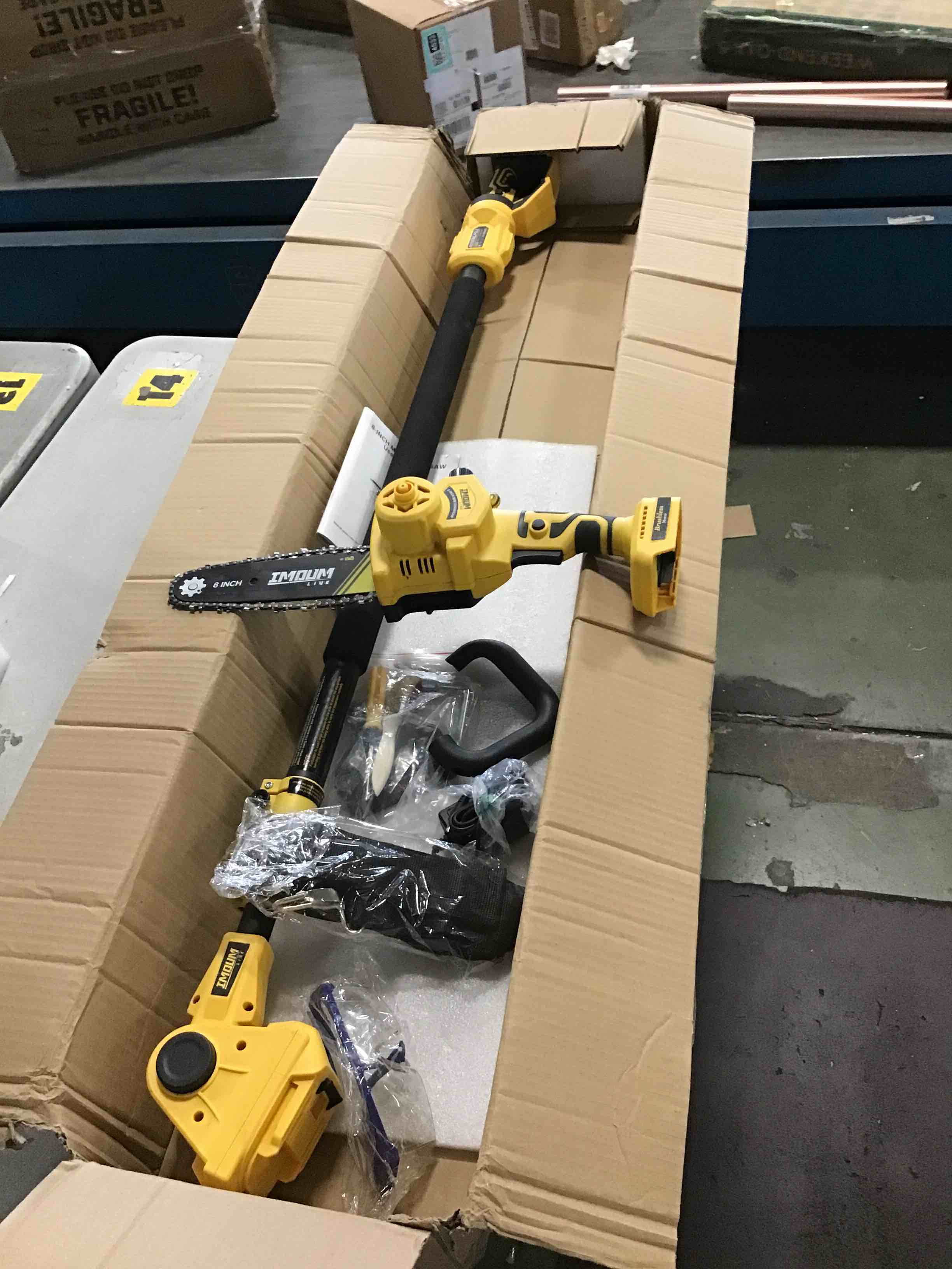 https://s3.amazonaws.com/lotting-images-prod/bidfta/GRA3536765_1747062933924.jpeg