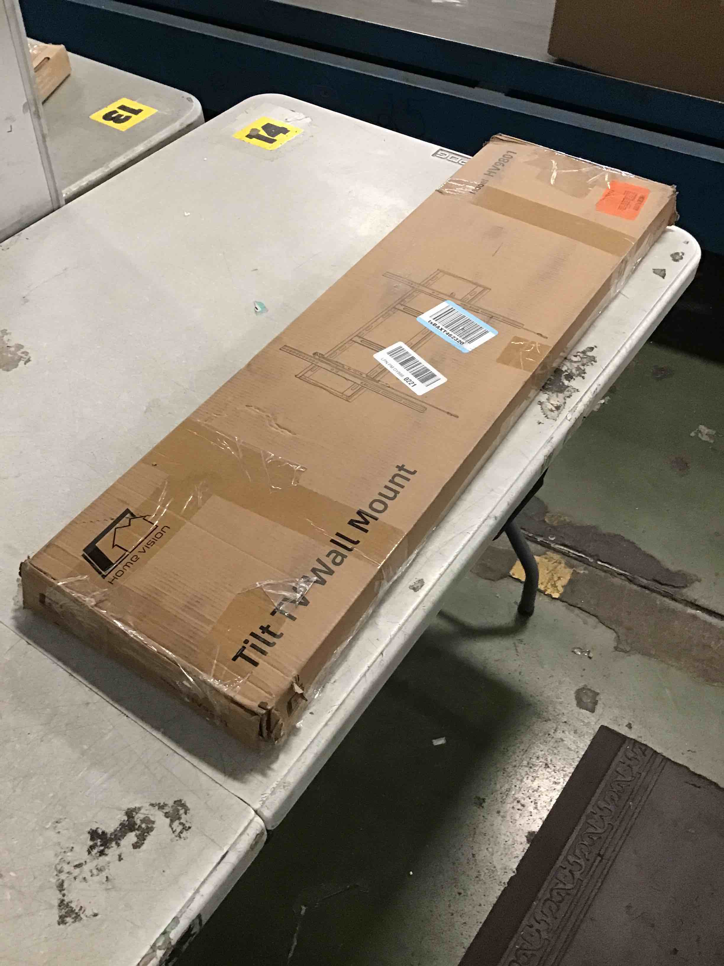 https://s3.amazonaws.com/lotting-images-prod/bidfta/GRA3536809_1747078336706.jpeg