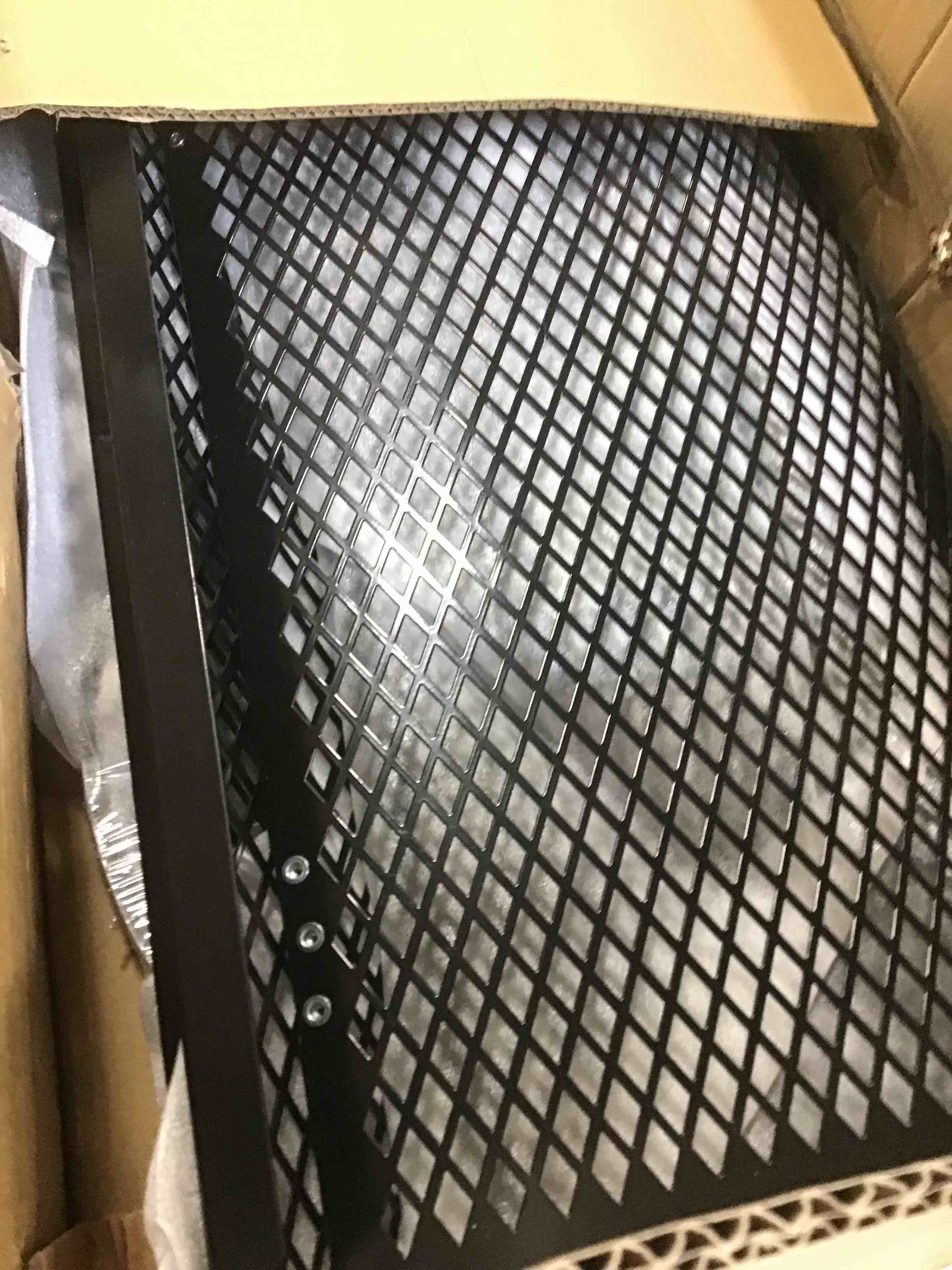 https://s3.amazonaws.com/lotting-images-prod/bidfta/GRA3537516_1747319664824.jpeg