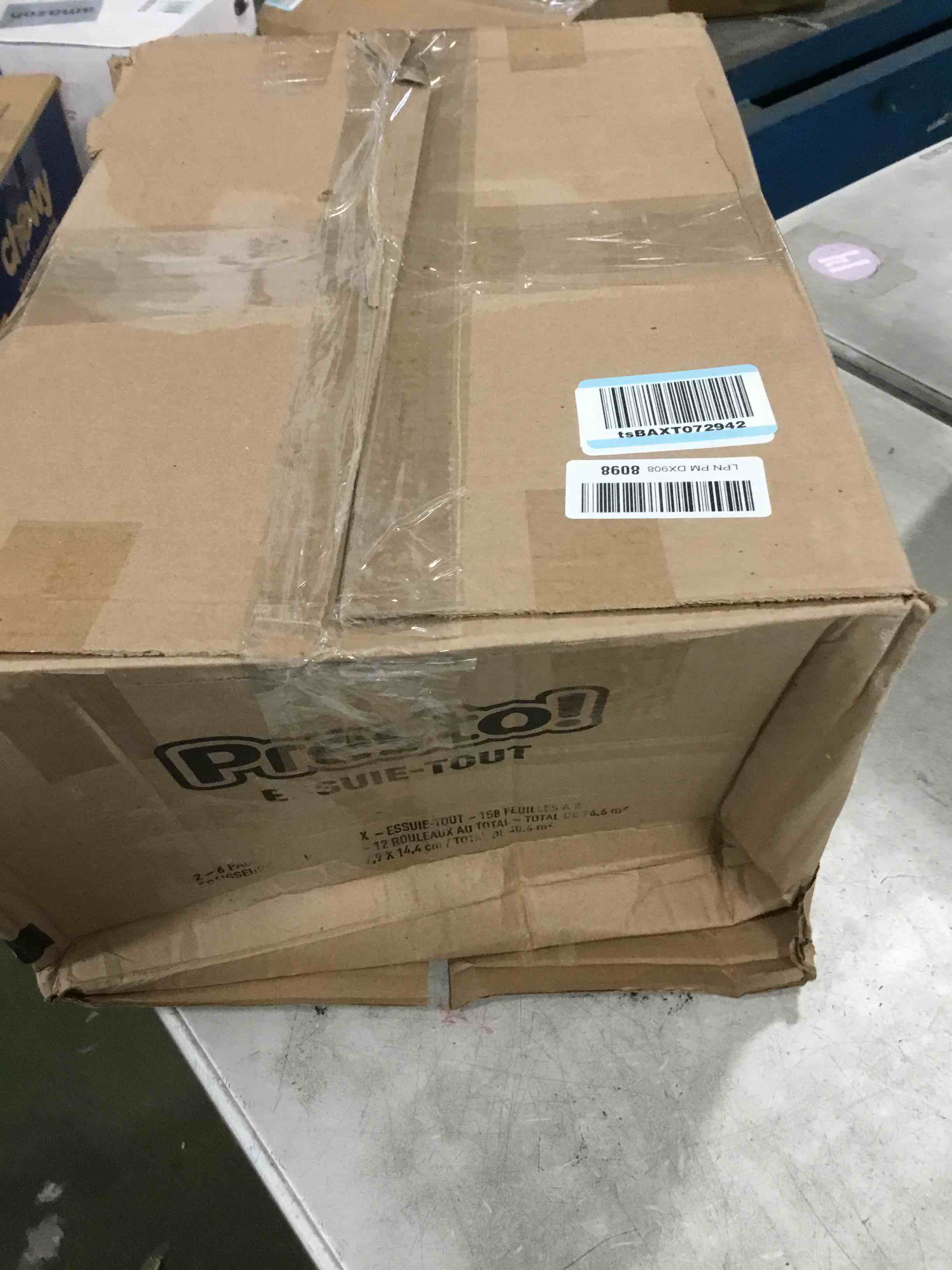 https://s3.amazonaws.com/lotting-images-prod/bidfta/GRA3538037_1747843244322.jpeg