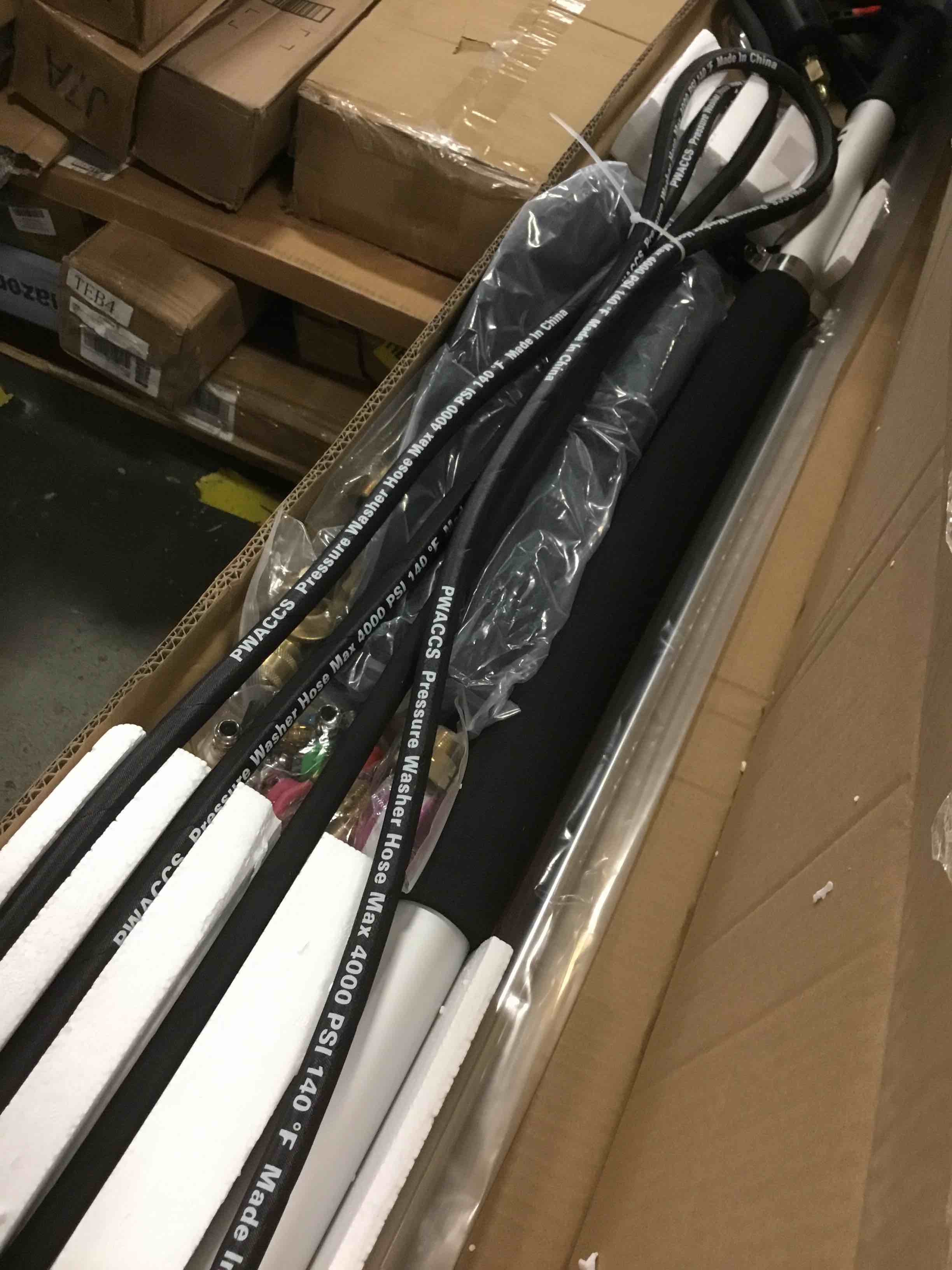 https://s3.amazonaws.com/lotting-images-prod/bidfta/GRA3538402_1747941715265.jpeg