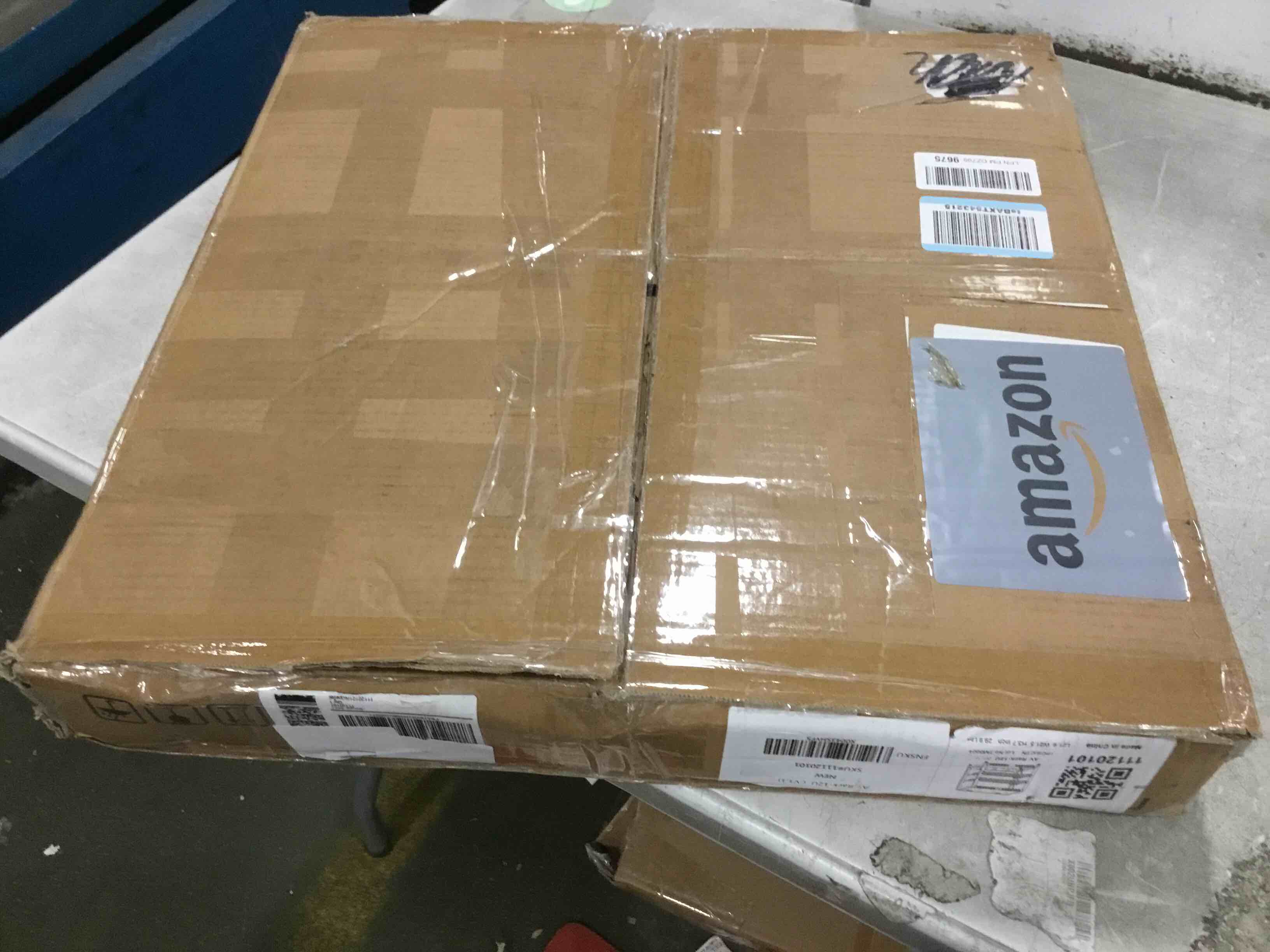 https://s3.amazonaws.com/lotting-images-prod/bidfta/GRA3539523_1748617944855.jpeg