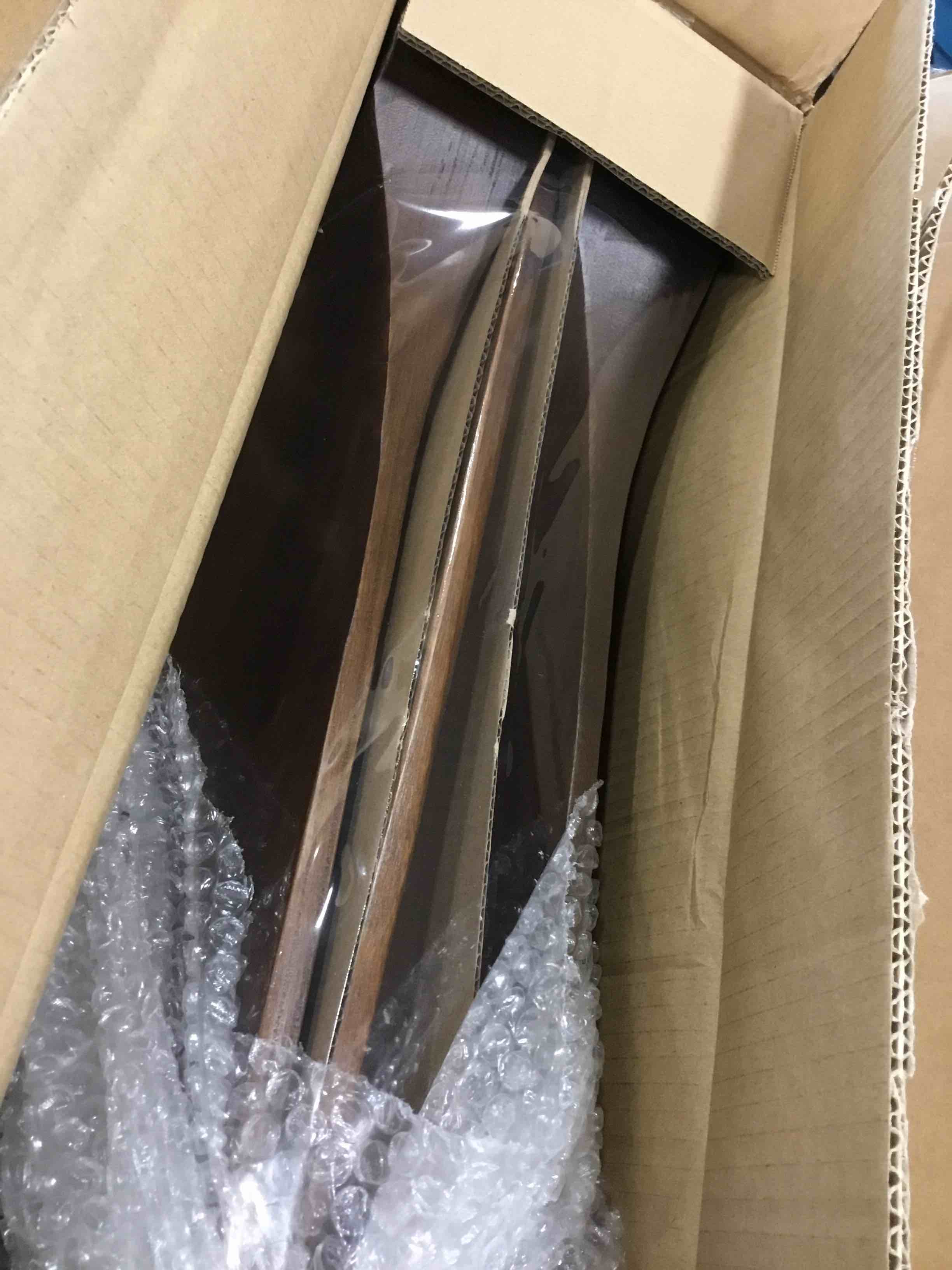 https://s3.amazonaws.com/lotting-images-prod/bidfta/GRA3540281_1749050107416.jpeg