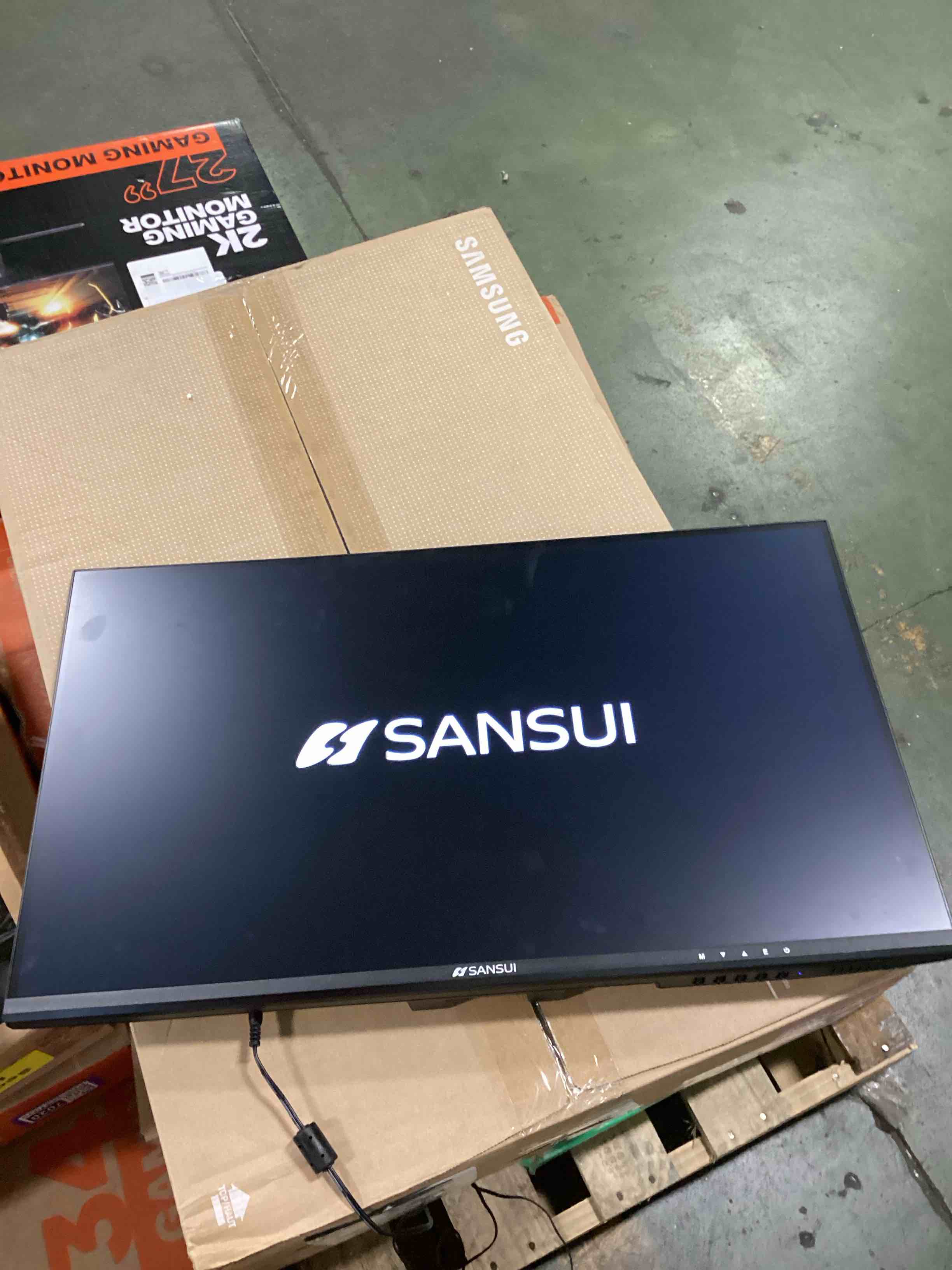 https://s3.amazonaws.com/lotting-images-prod/bidfta/GRA3542406_1746620943501.jpeg