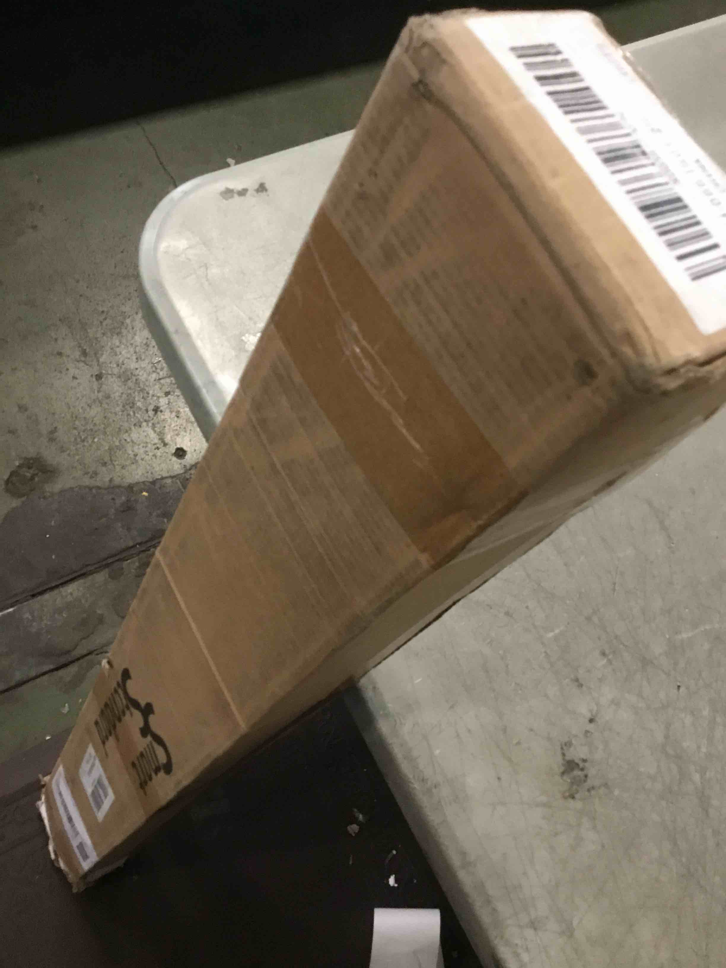 https://s3.amazonaws.com/lotting-images-prod/bidfta/GRA3542740_1746460679924.jpeg