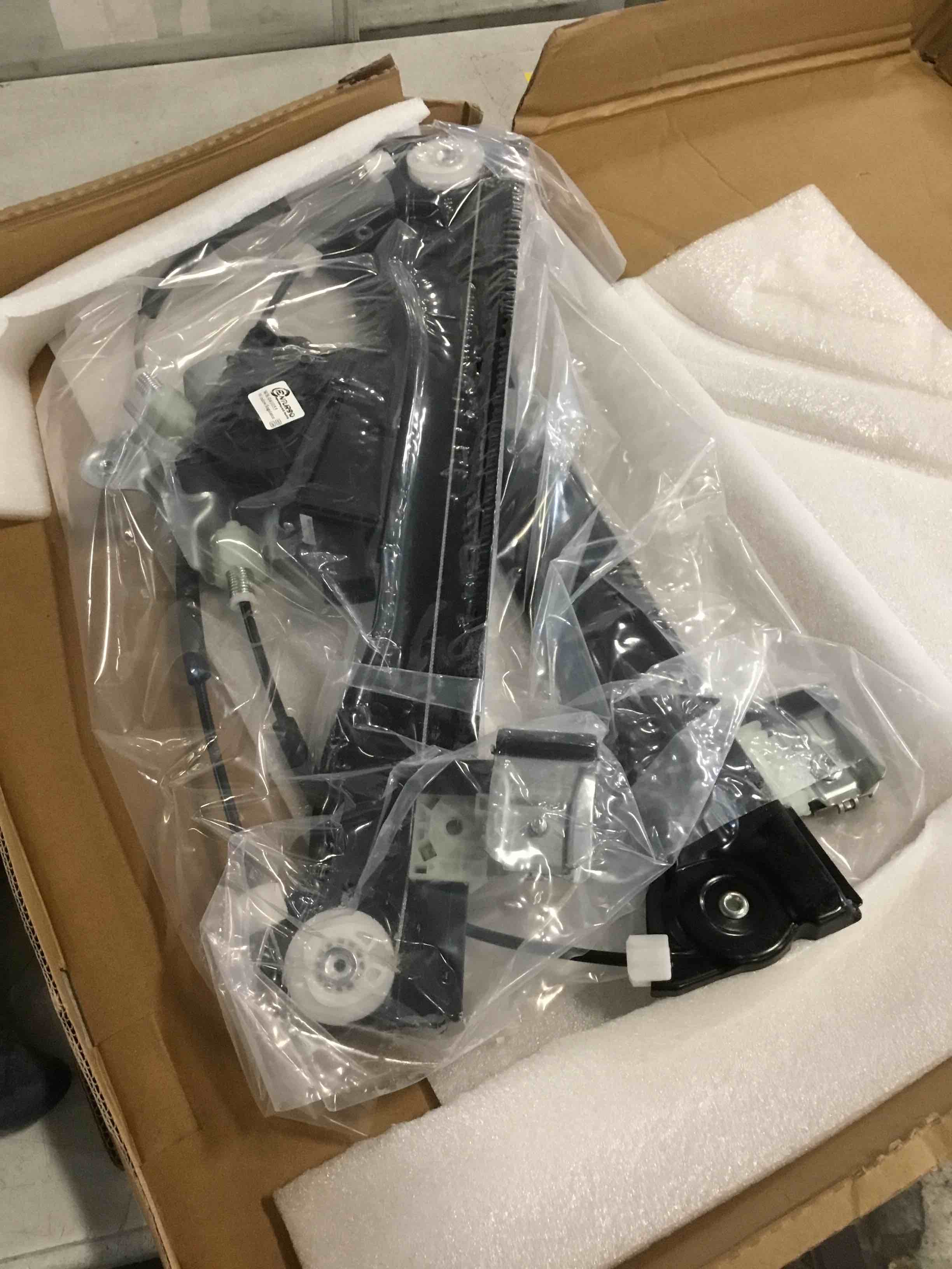 https://s3.amazonaws.com/lotting-images-prod/bidfta/GRA3543073_1746562071415.jpeg
