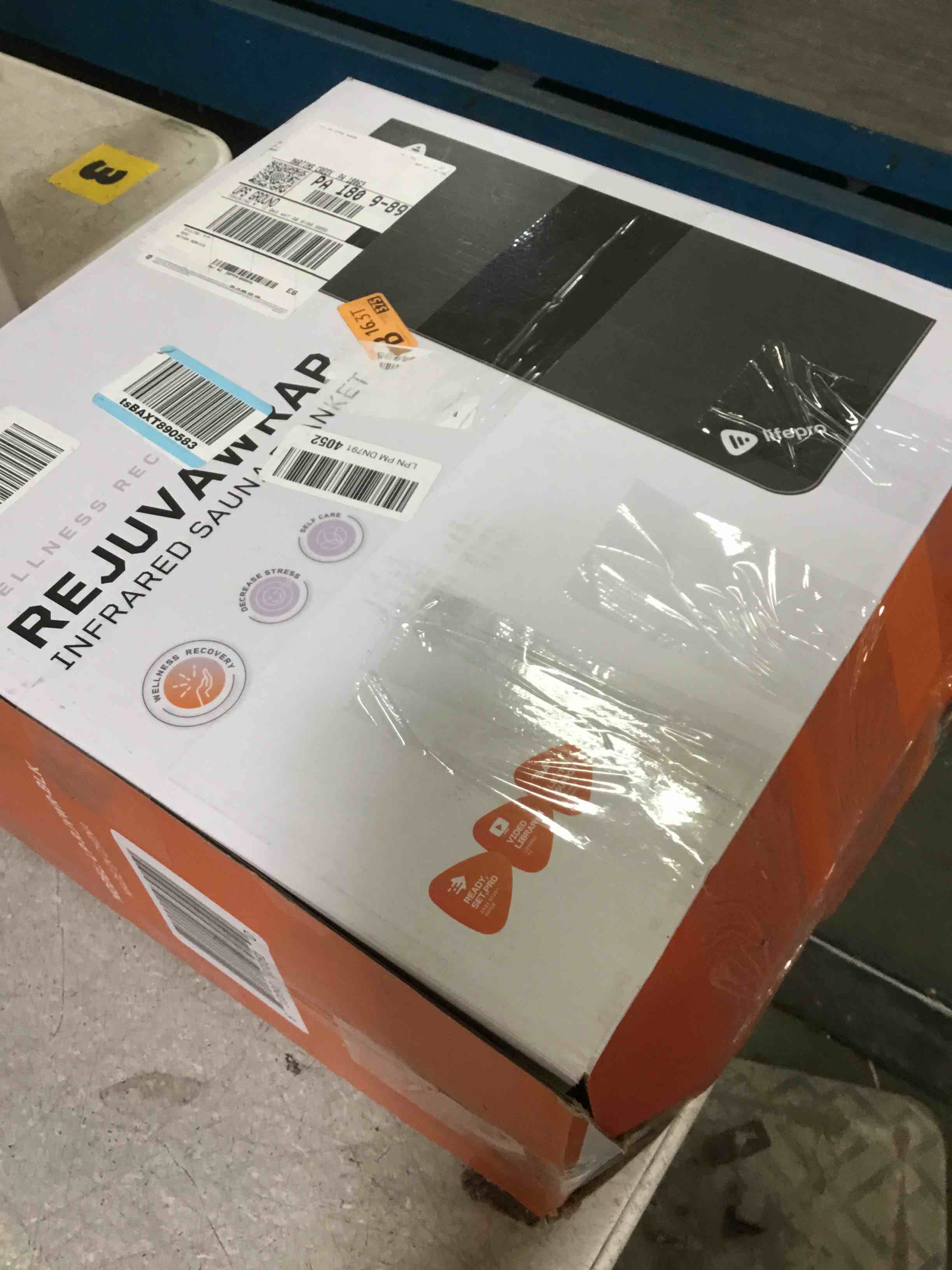 https://s3.amazonaws.com/lotting-images-prod/bidfta/GRA3543500_1746820524030.jpeg