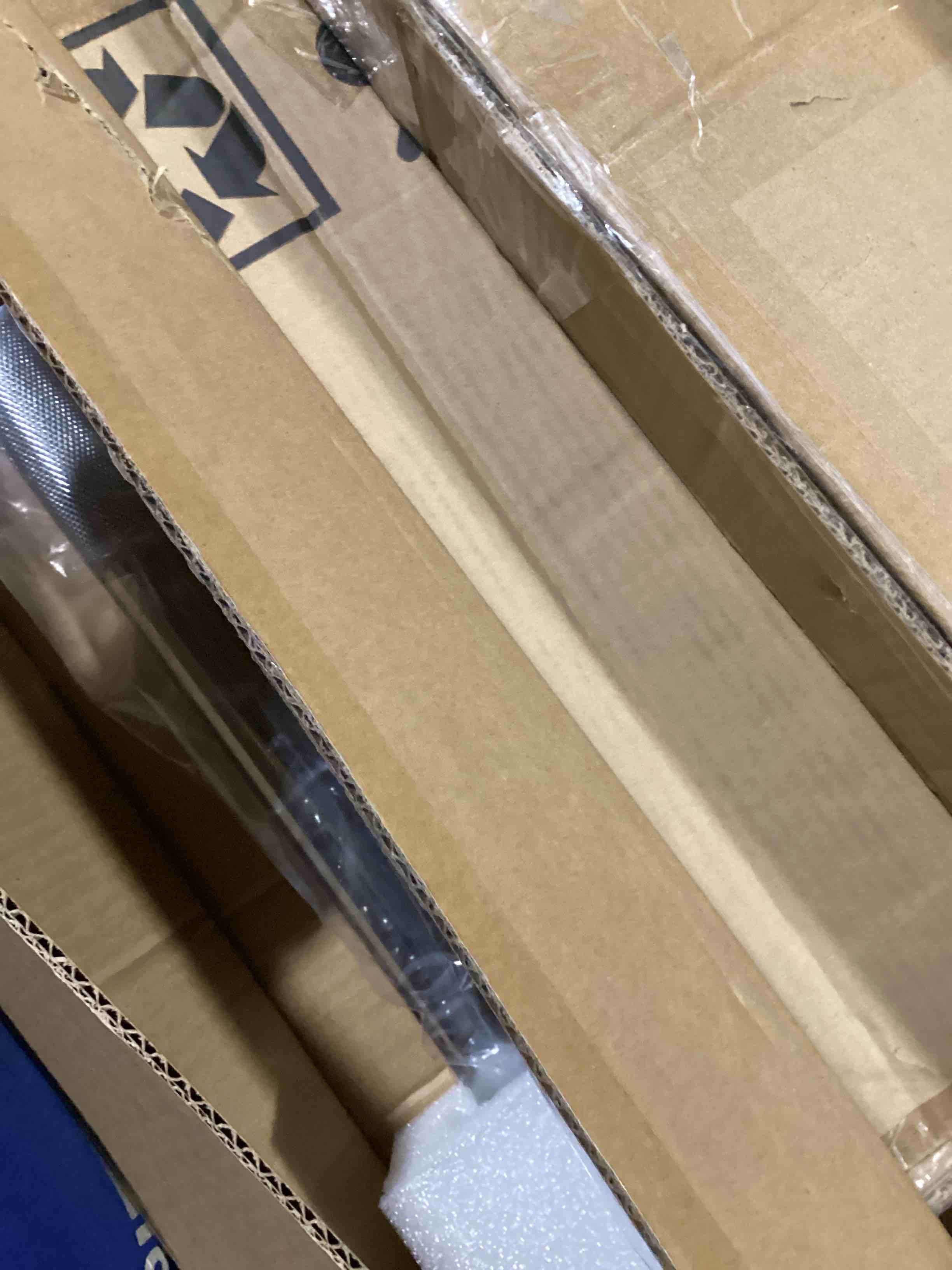 https://s3.amazonaws.com/lotting-images-prod/bidfta/GRA3544303_1745940225616.jpeg