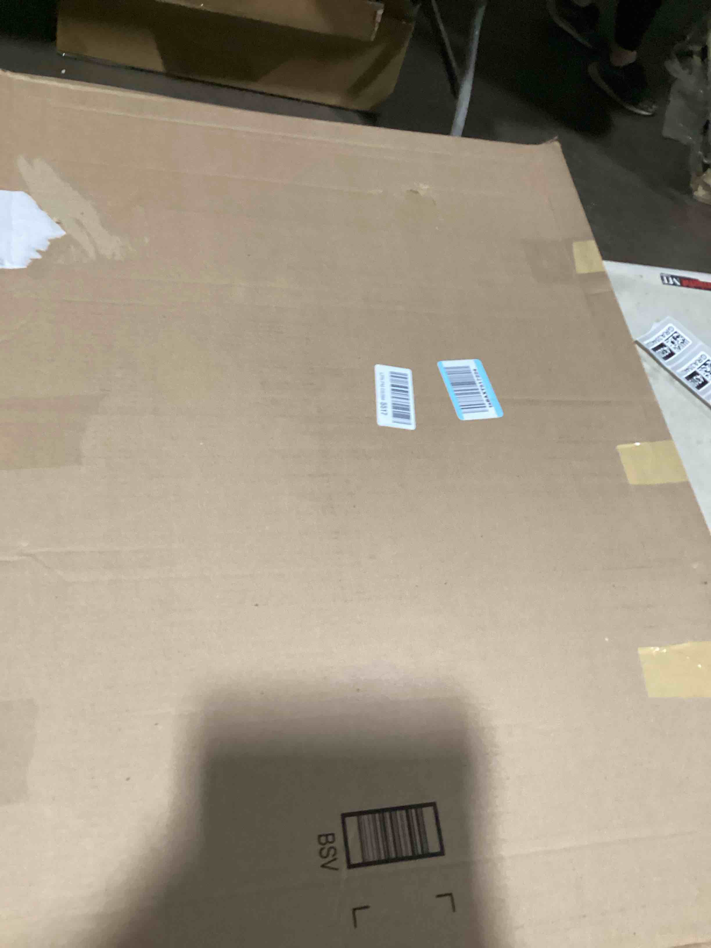 https://s3.amazonaws.com/lotting-images-prod/bidfta/GRA3544325_1745943131845.jpeg