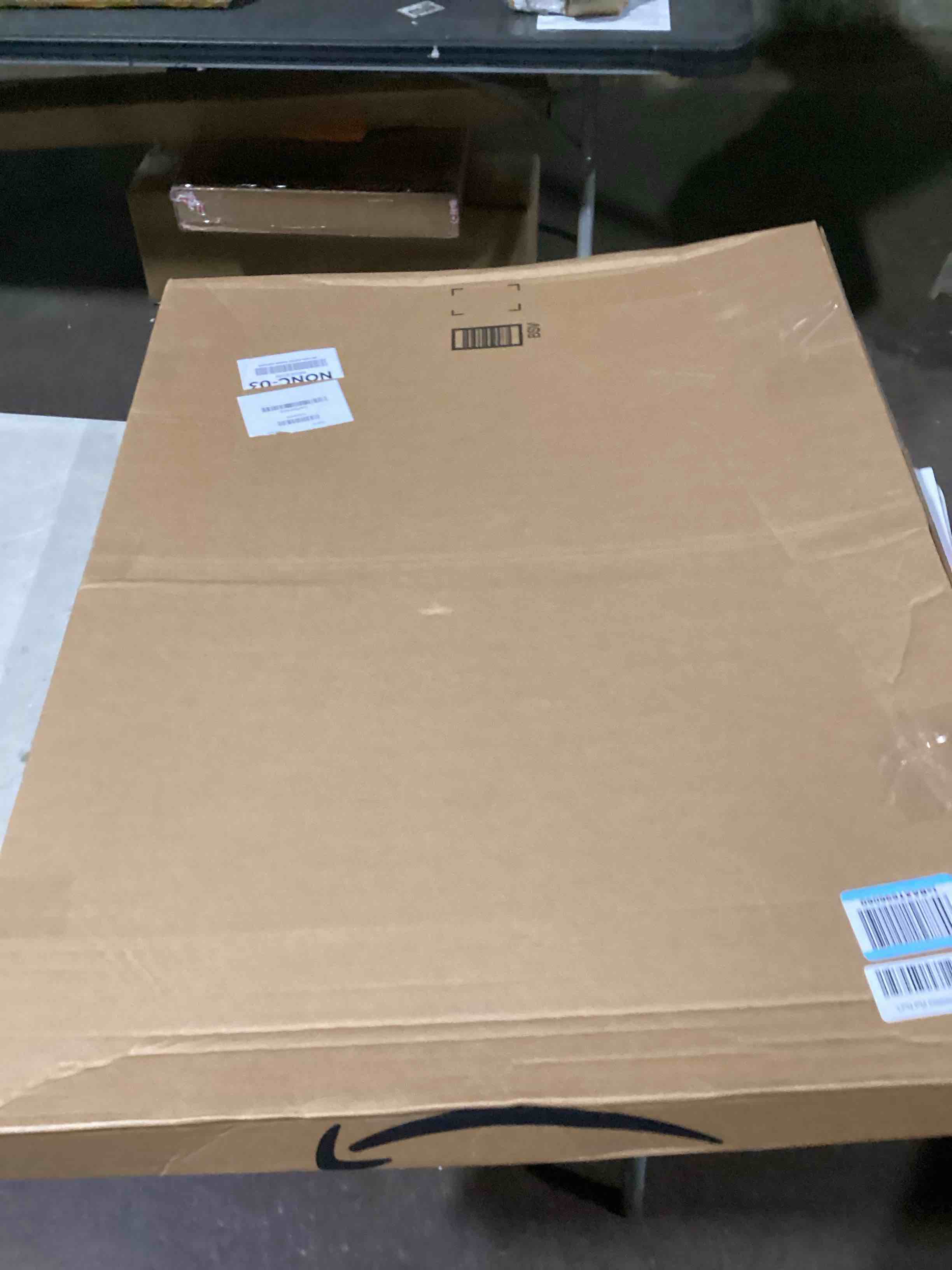 https://s3.amazonaws.com/lotting-images-prod/bidfta/GRA3544330_1745944246068.jpeg